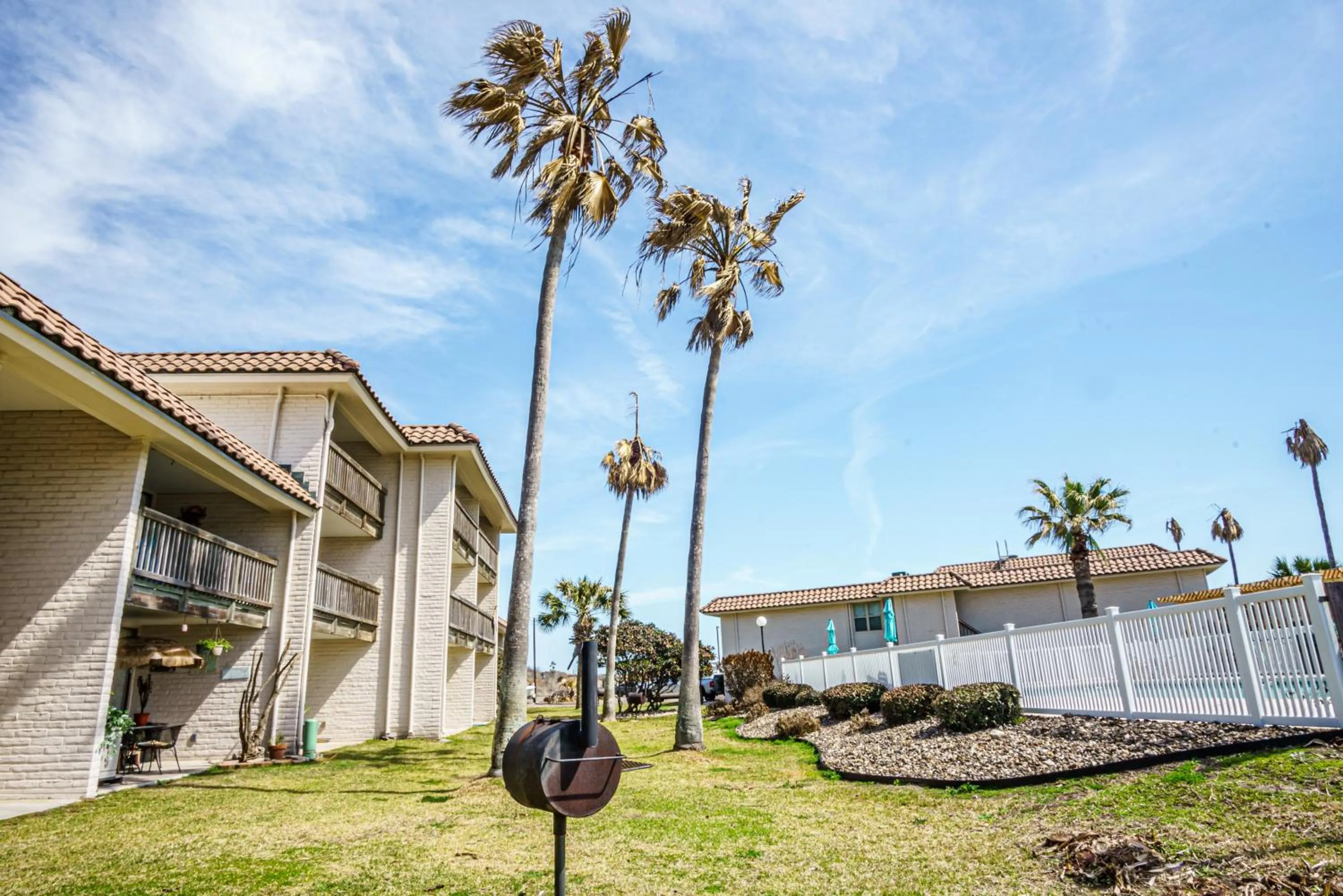 Property building in Pearl Marlin