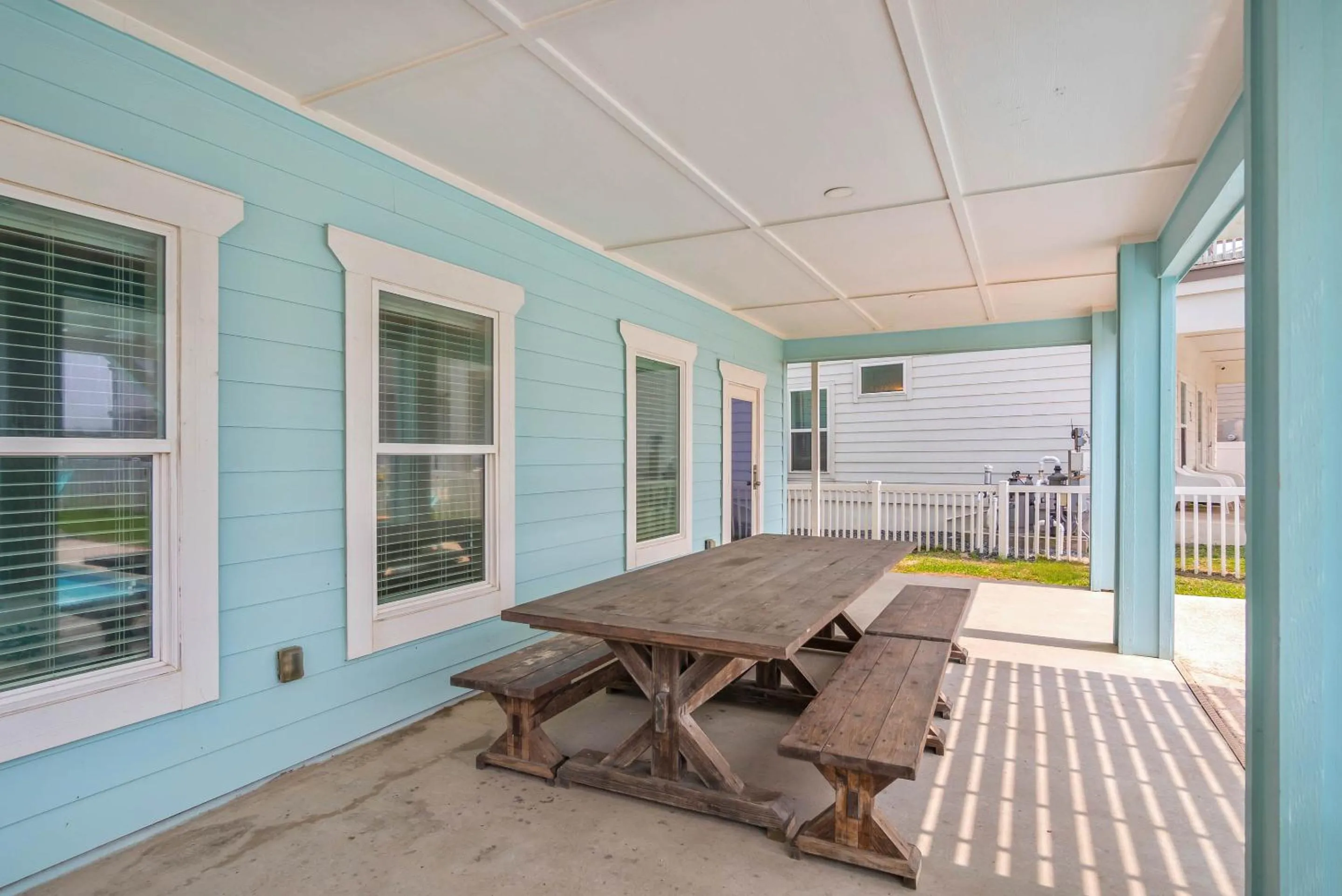 Property building in Beach-A-Holic