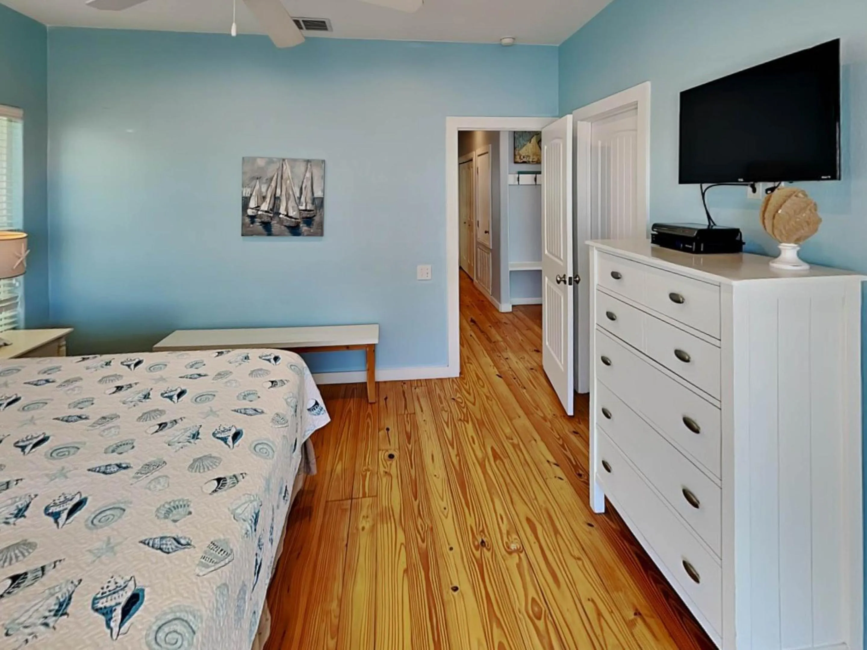 Property building, Bed in The Fire Escape