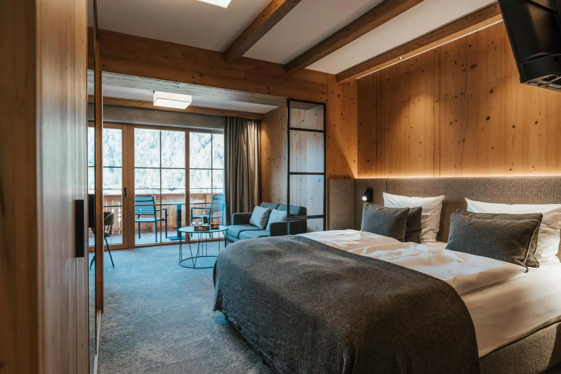 Double Room with Mountain View in NOVA Moments Boutique Hotel Double Room with Mountain View in NOVA Moments Boutique Hotel