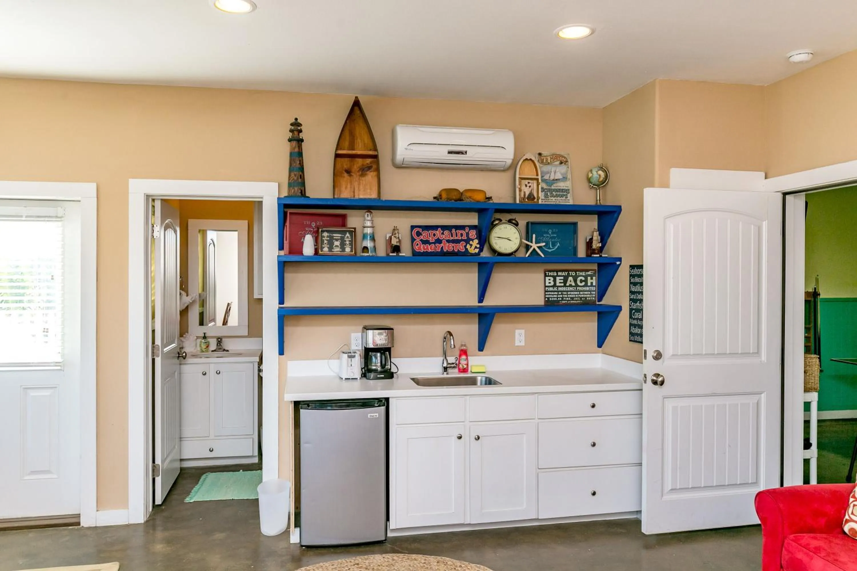 Property building in Port A Paradise