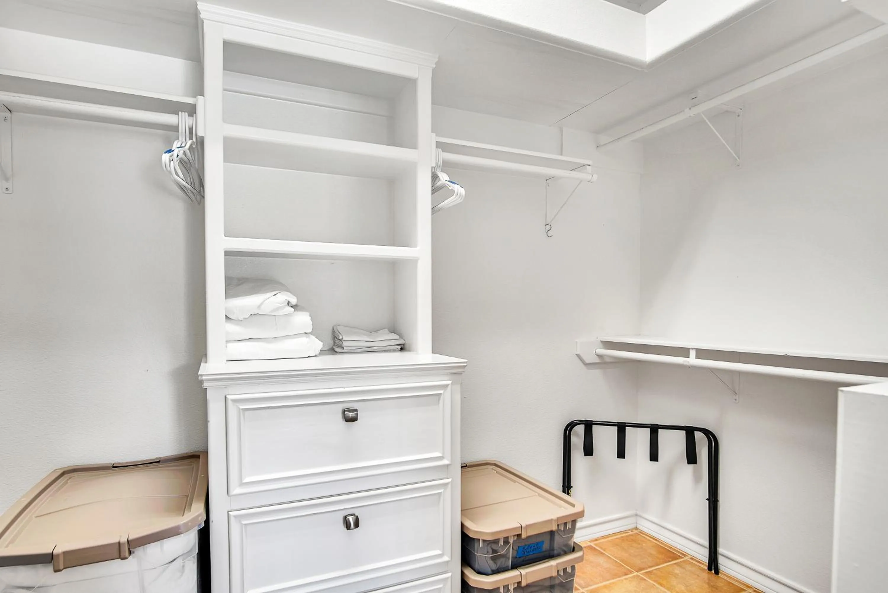 Property building in LaJuana Iguana