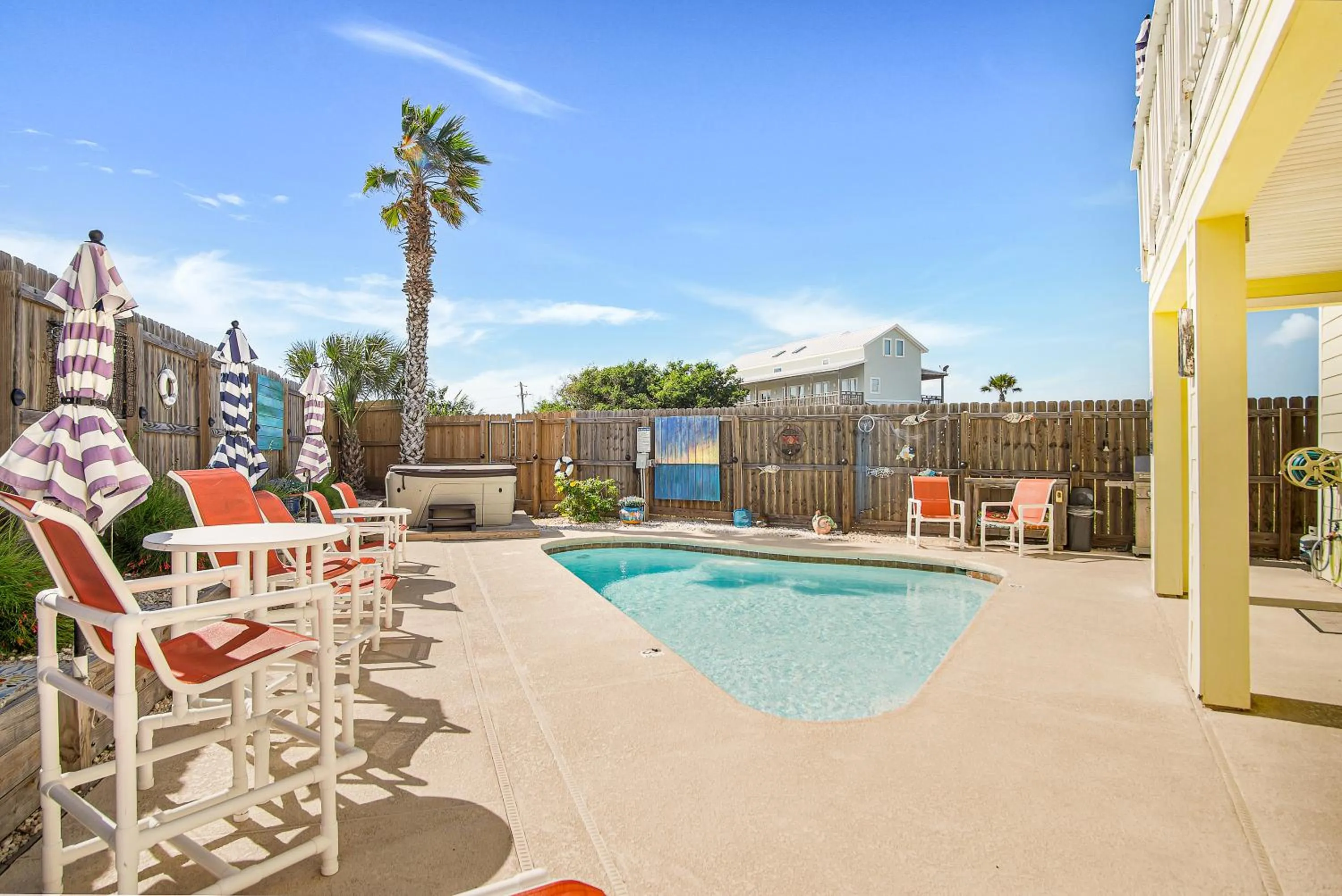 Property building in LaJuana Iguana