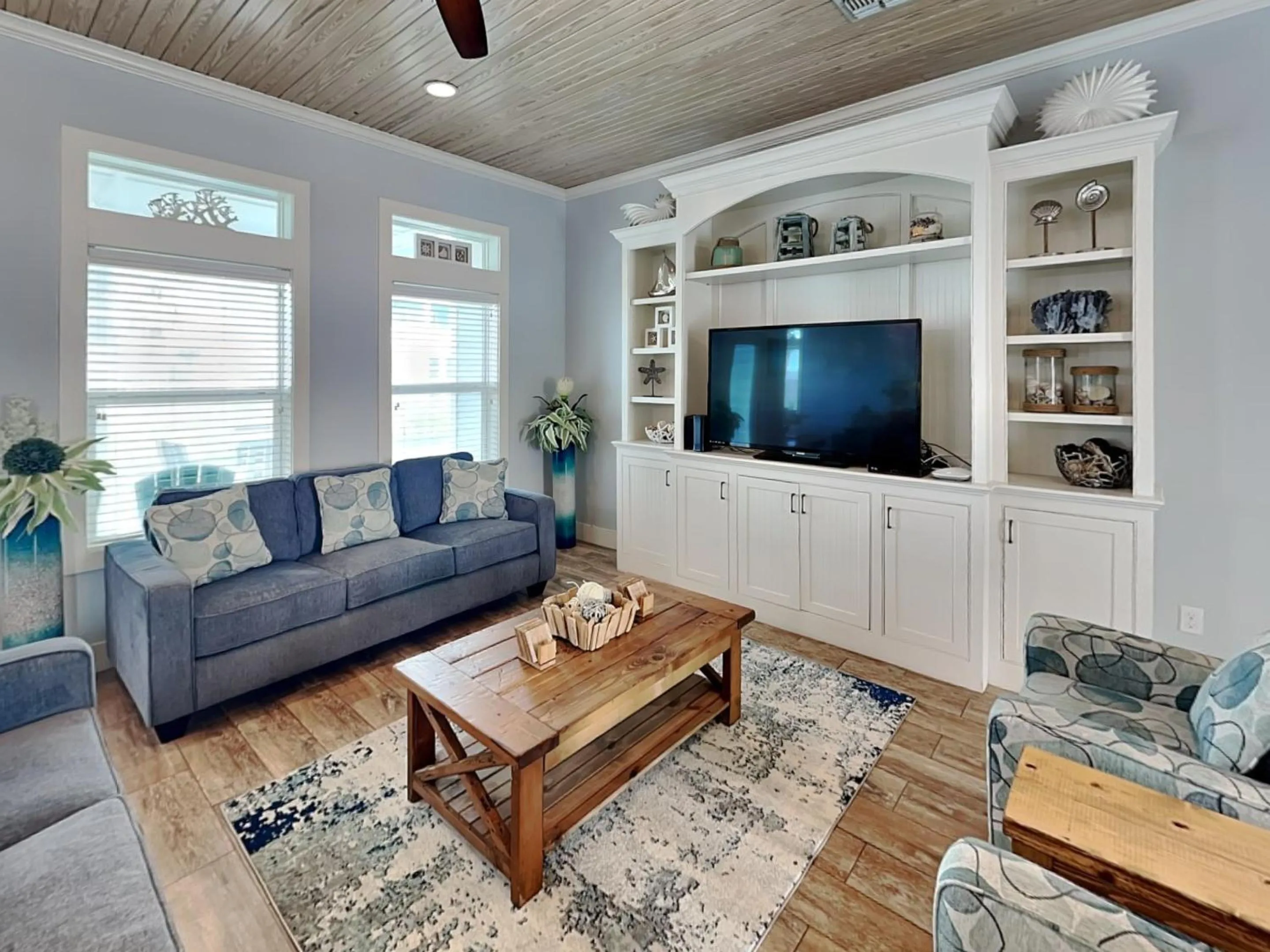 TV and multimedia in Postcard from Paradise