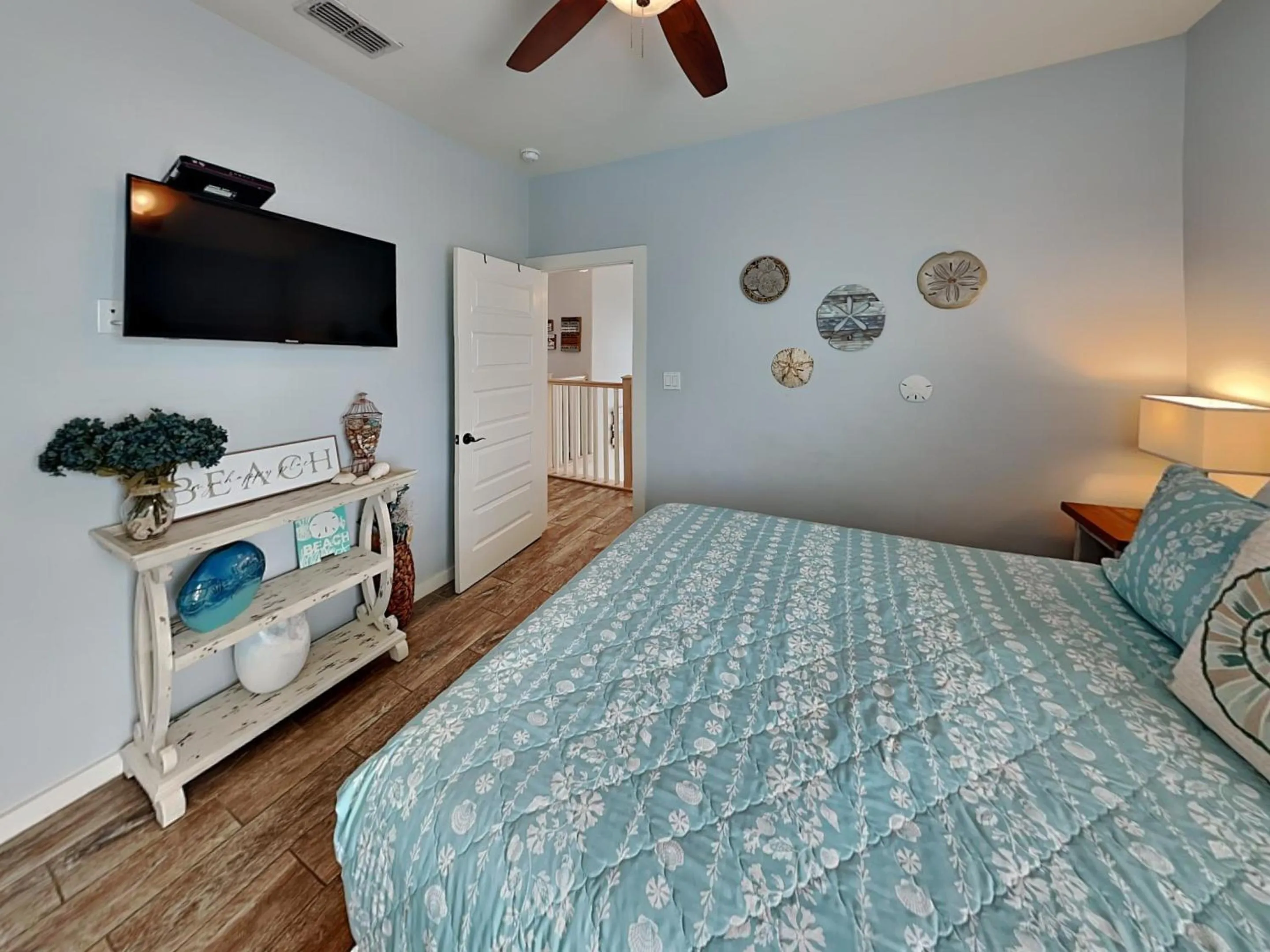 Bed in Postcard from Paradise