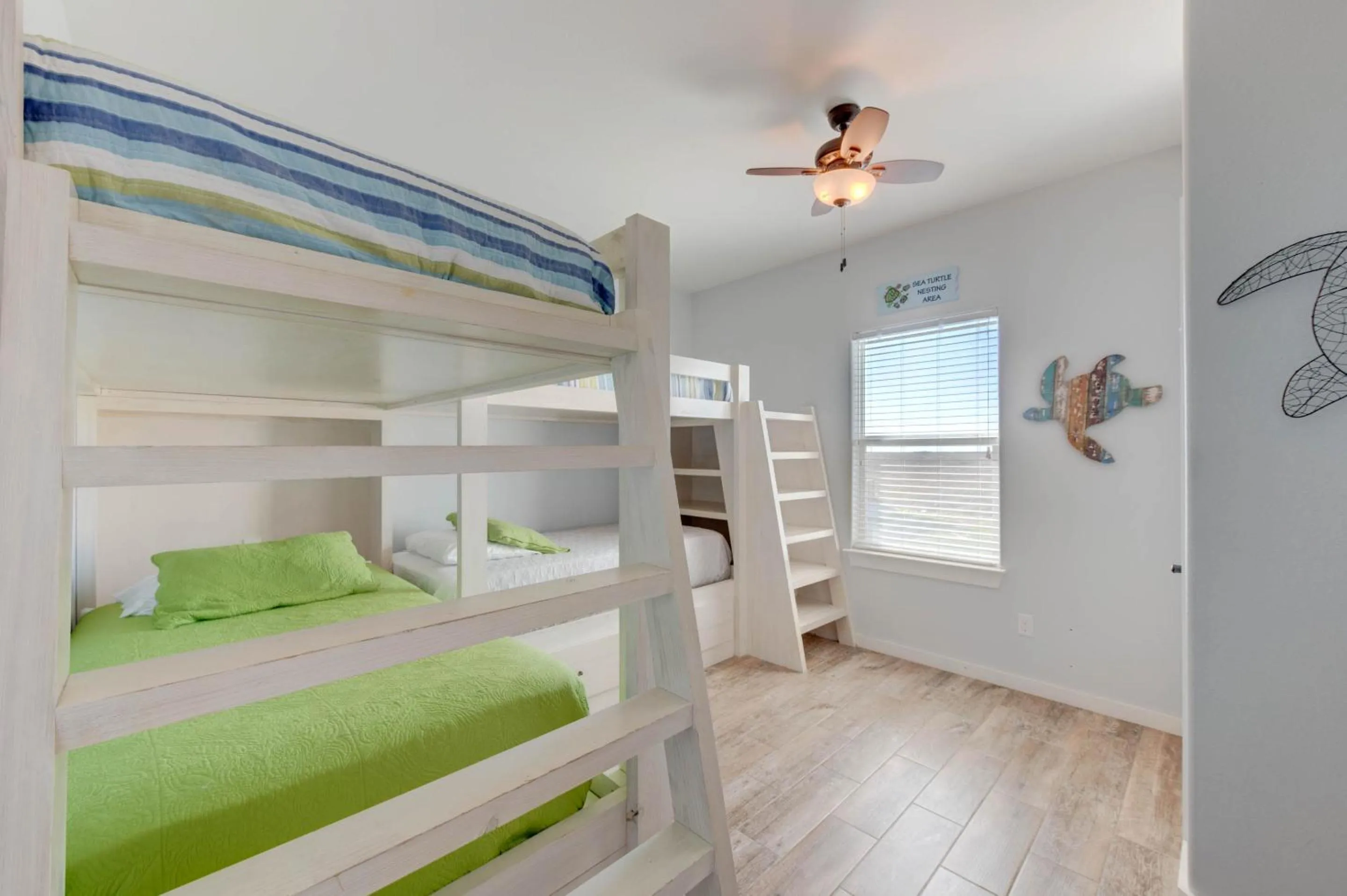 Property building, Bed in Postcard from Paradise