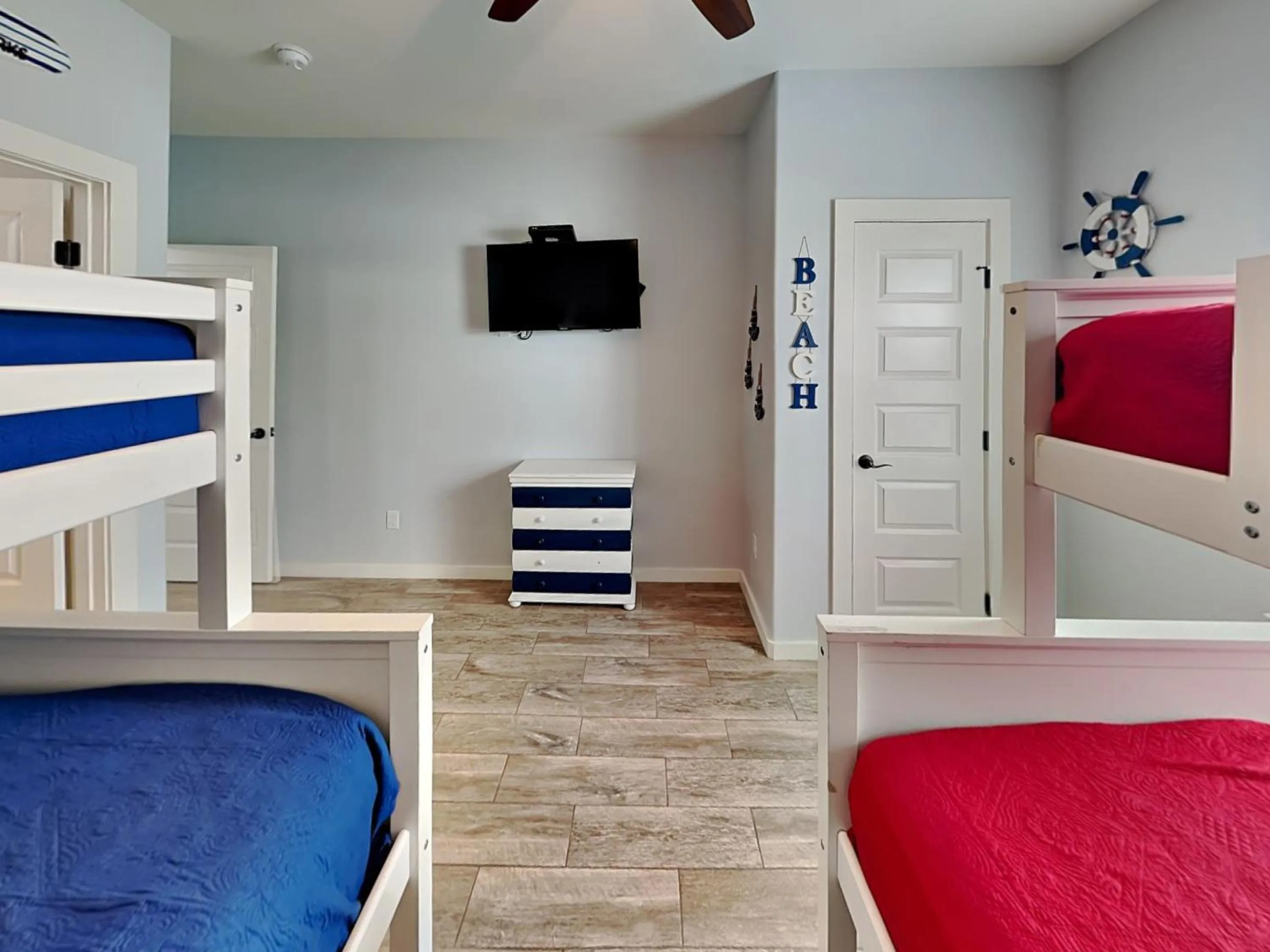 Bed in Postcard from Paradise