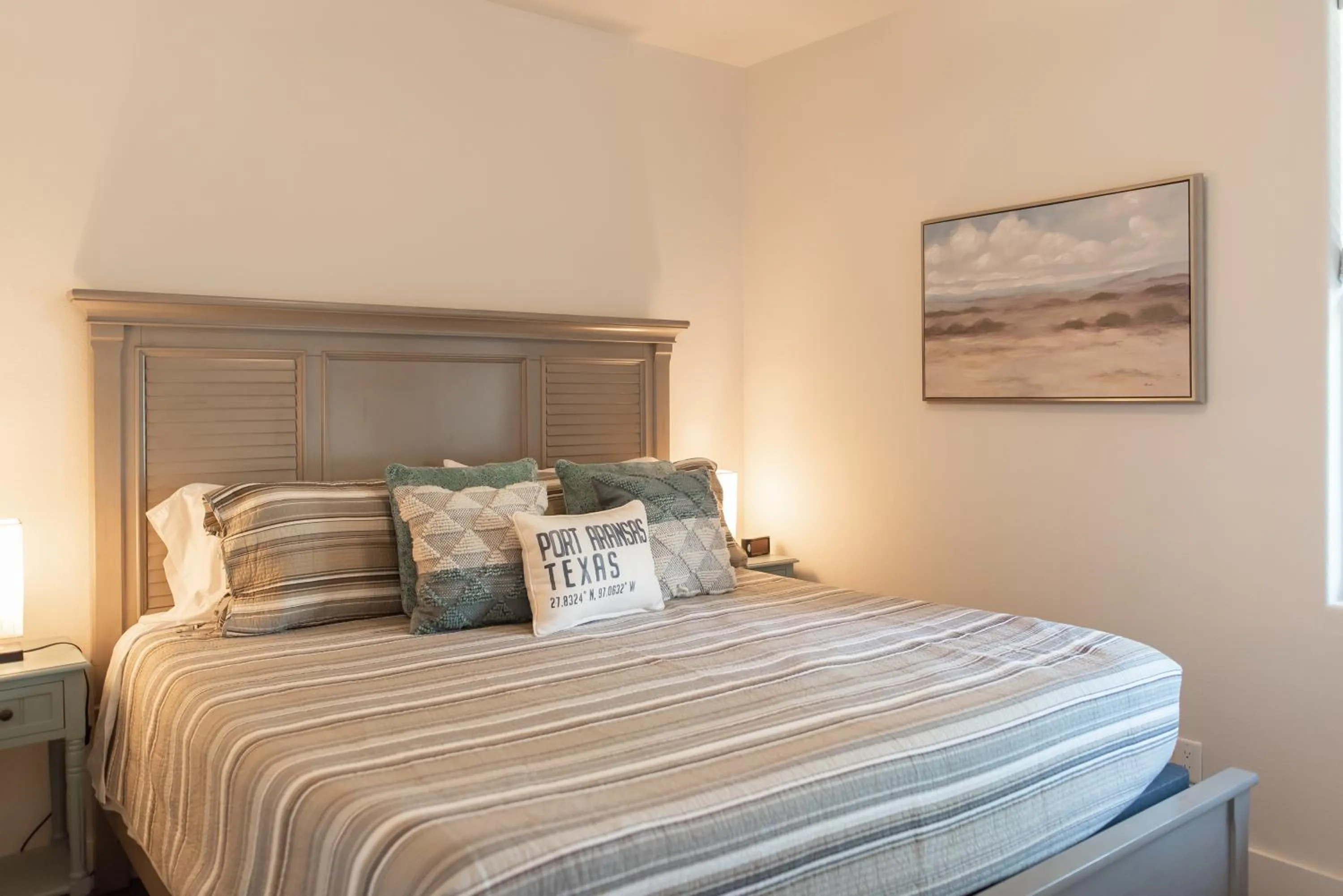 Property building, Bed in Getaway