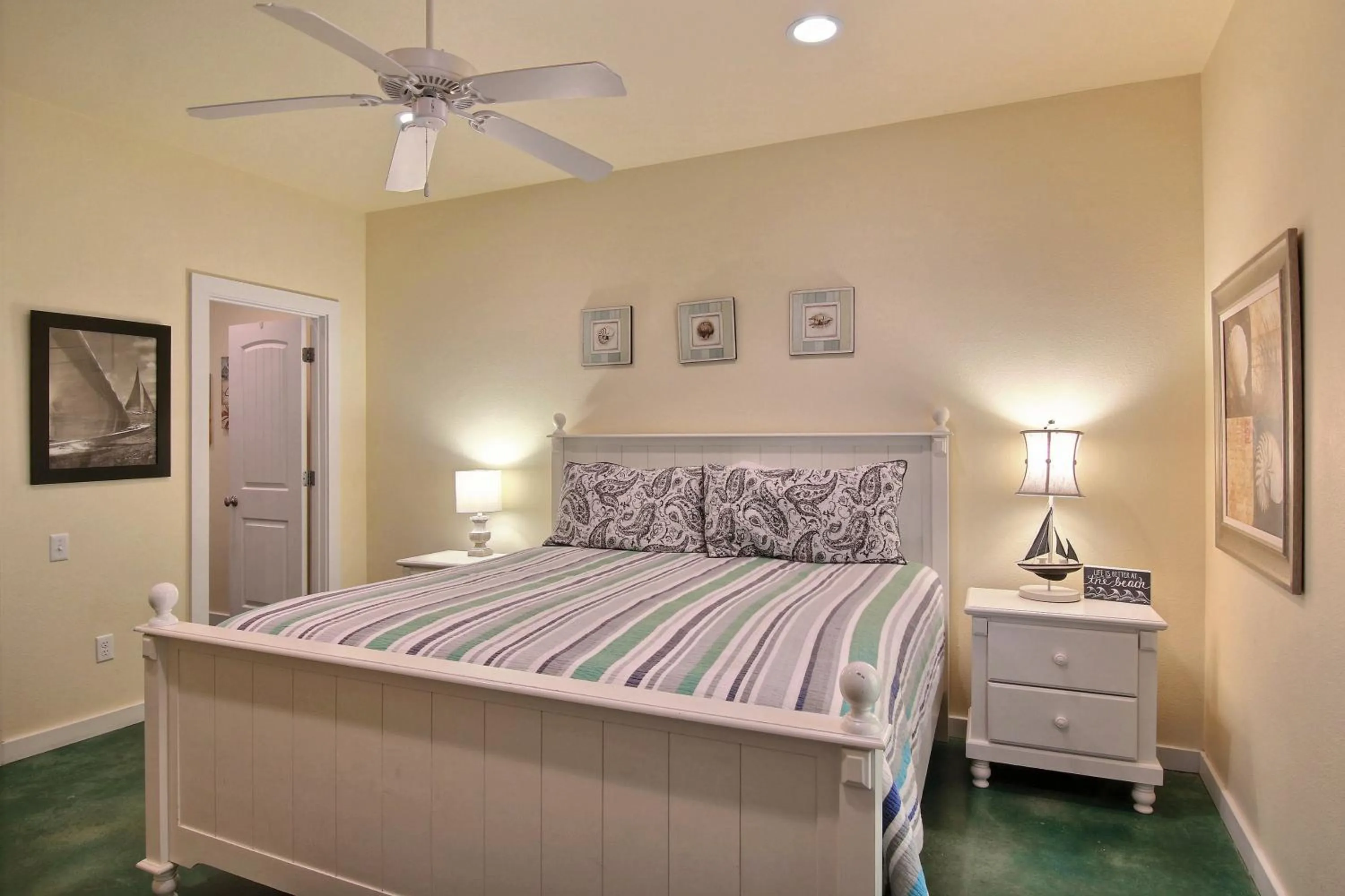 Property building, Bed in Basket Case