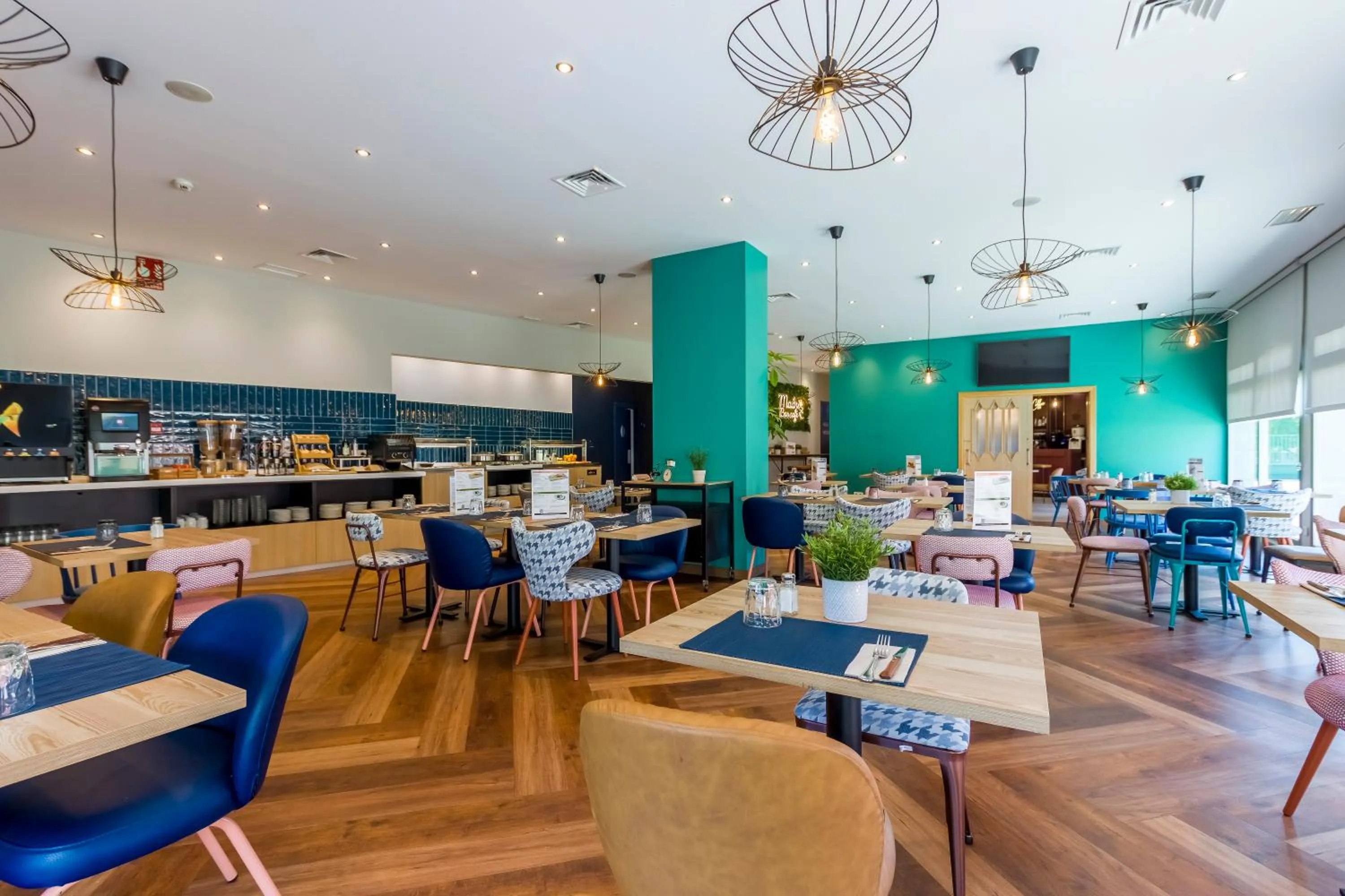 Restaurant/places to eat in Travelodge Madrid Alcalá de Henares