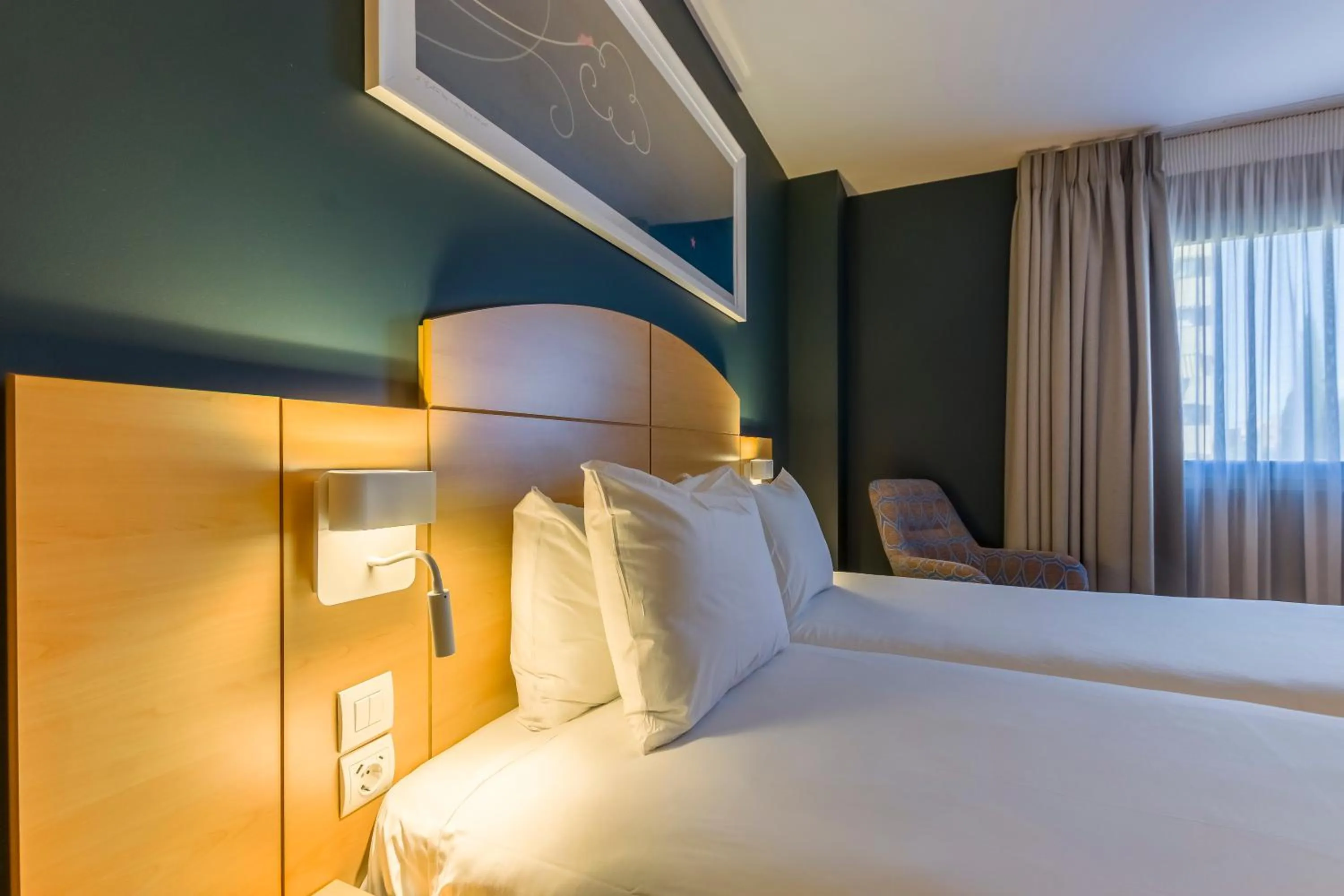 Bed in Travelodge Madrid Alcalá de Henares