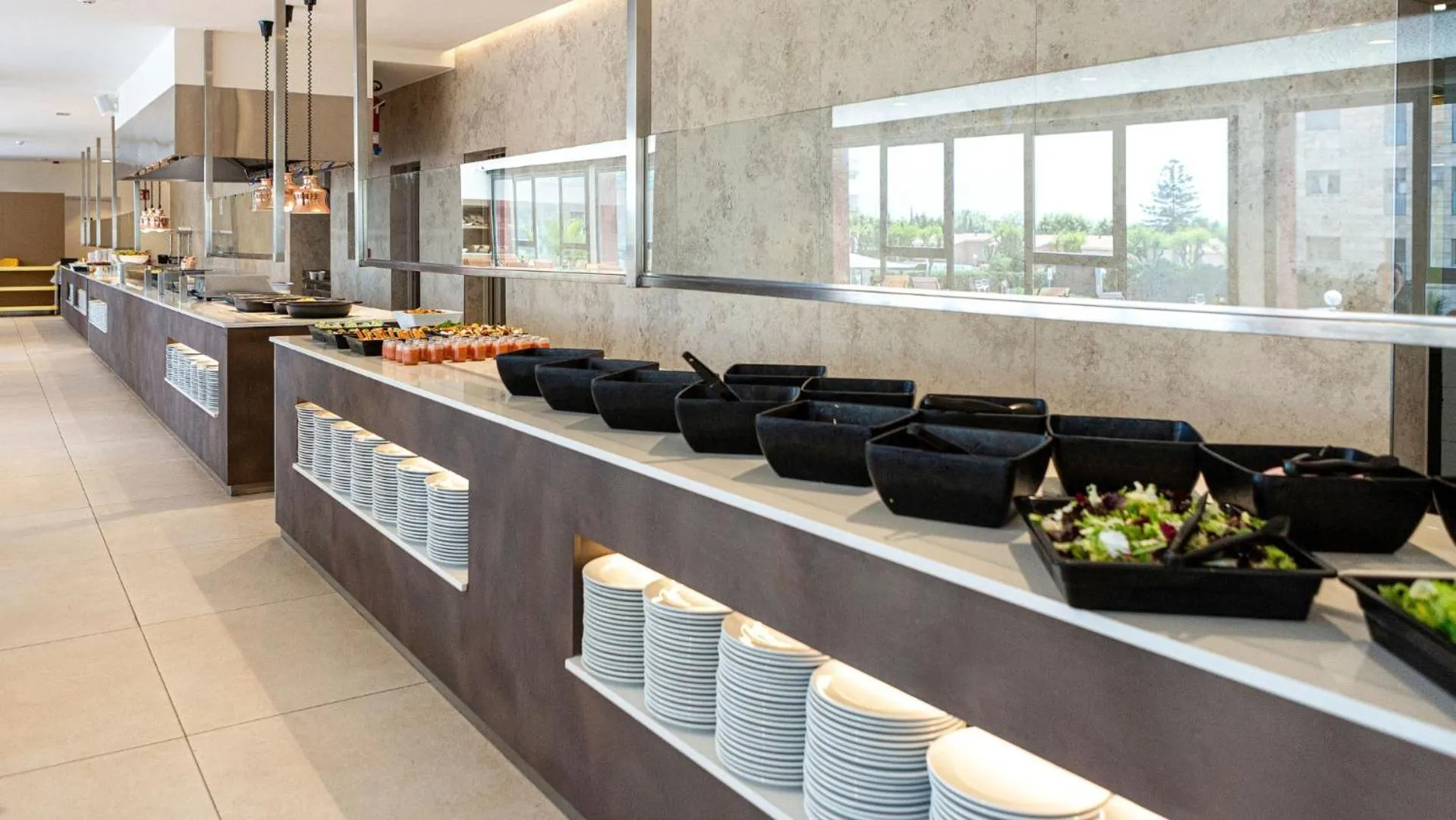 Restaurant/places to eat in Medplaya Hotel Santa Monica