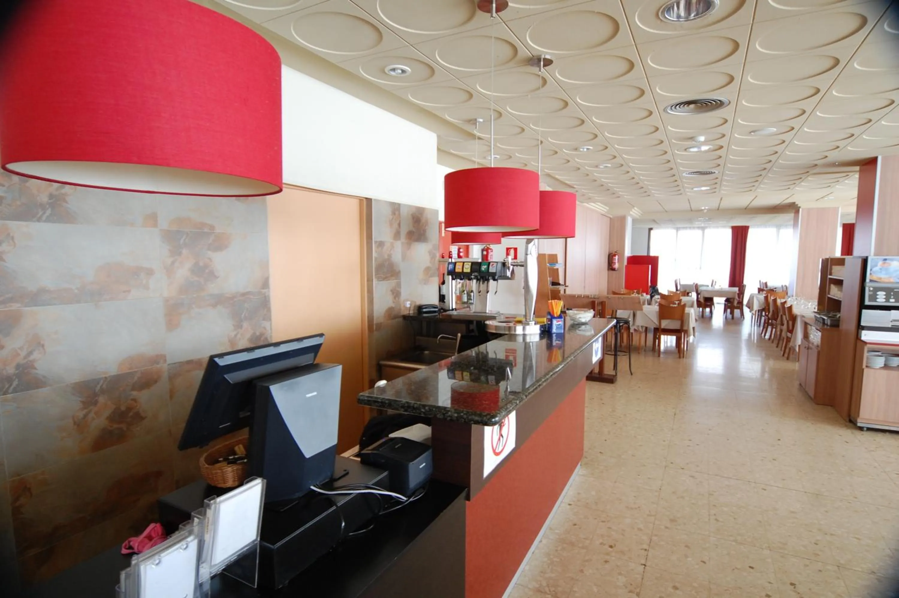 Restaurant/places to eat in Medplaya Hotel Santa Monica