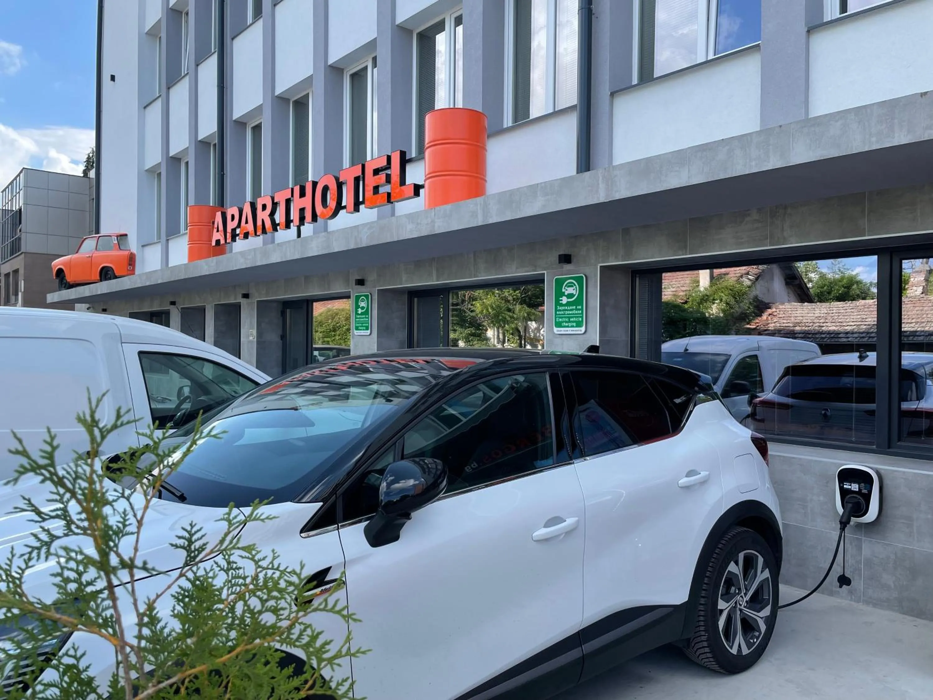 Property building in DORM BG pet-friendly Aparthotel