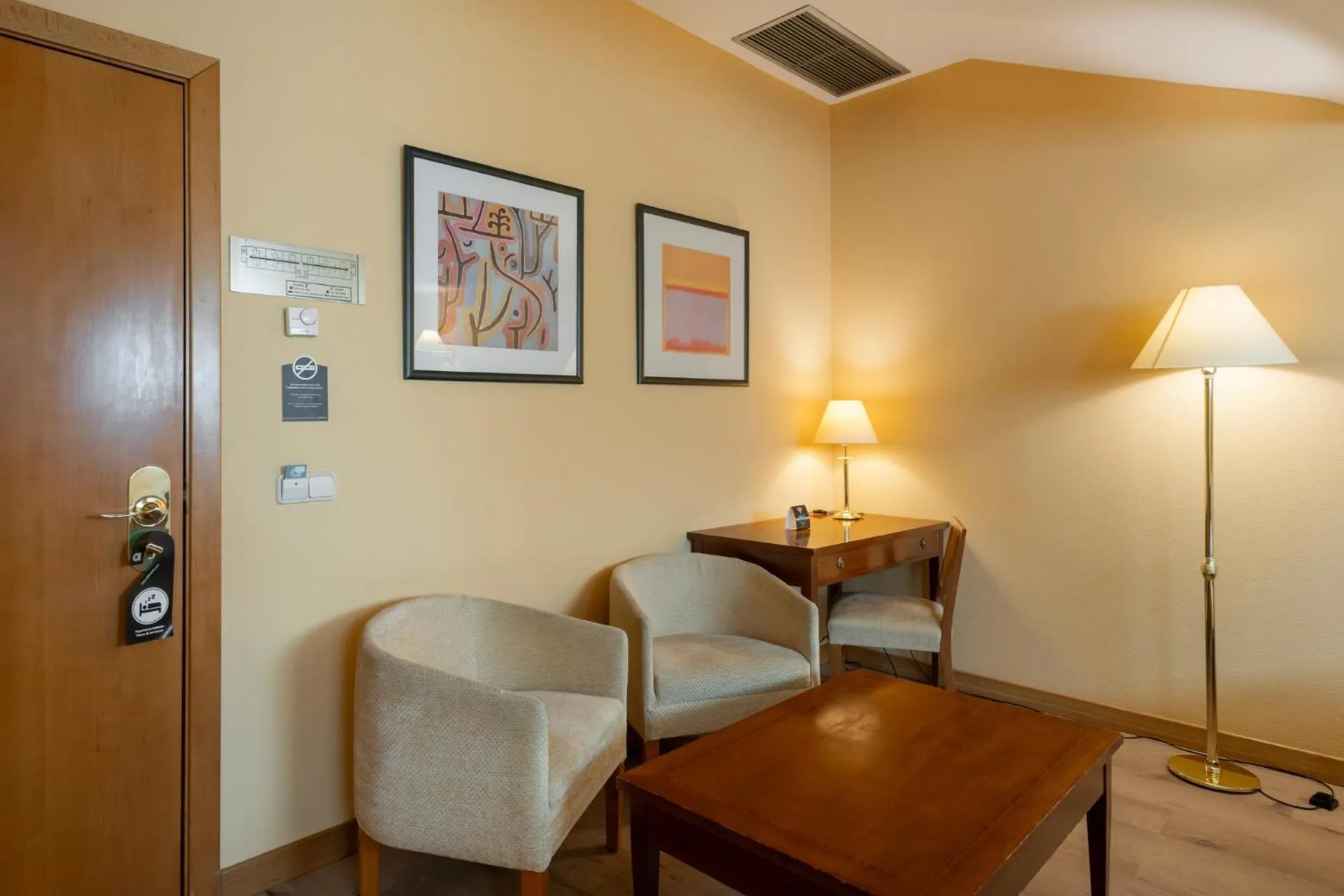 Living room in Hotel Alda Río Tormes