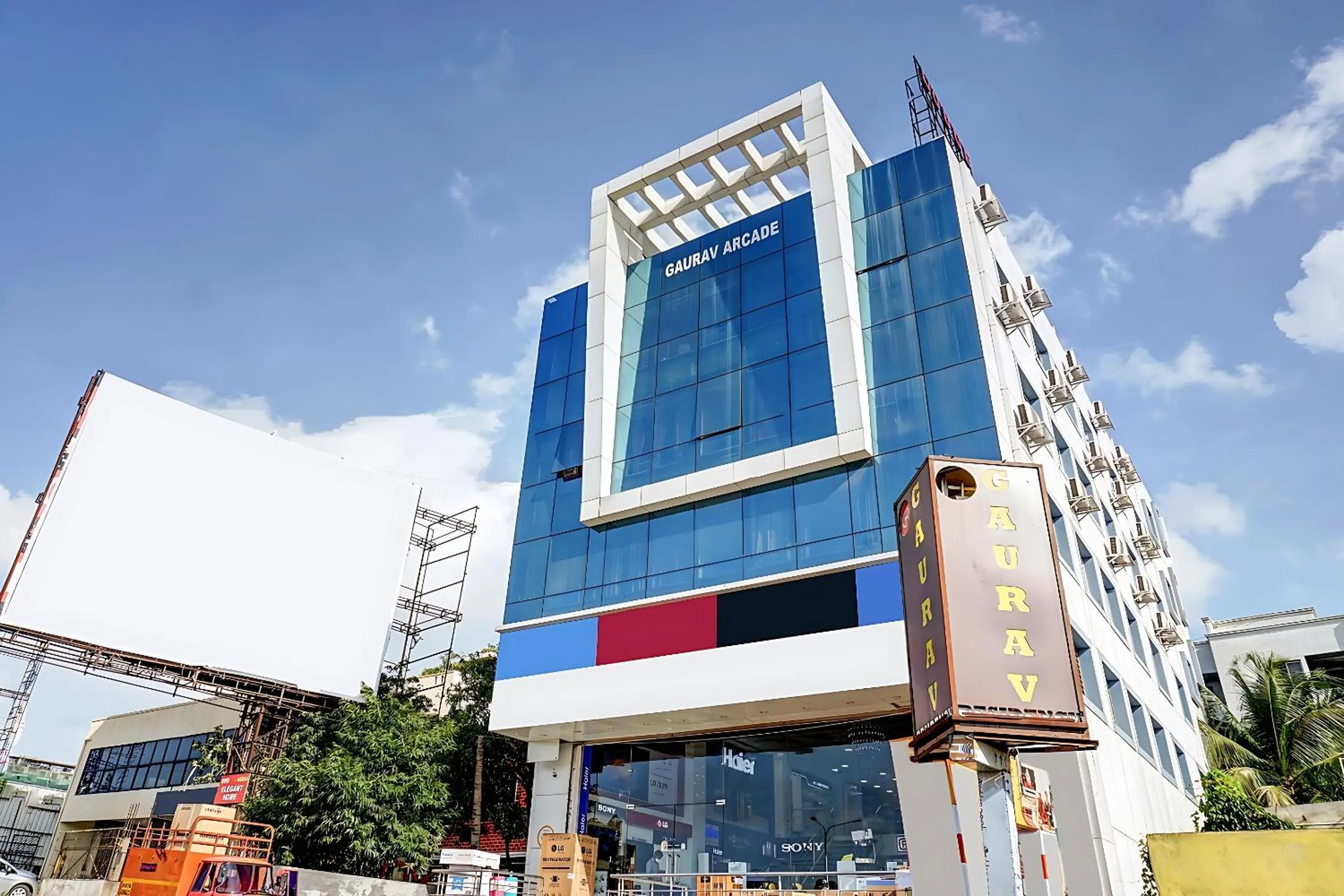 Property building in Hotel Gaurav Residency