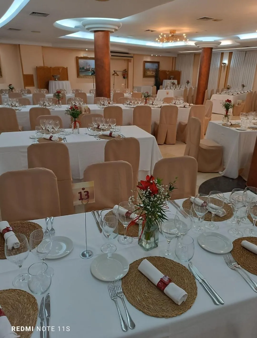 Restaurant/places to eat in Hotel Helmántico