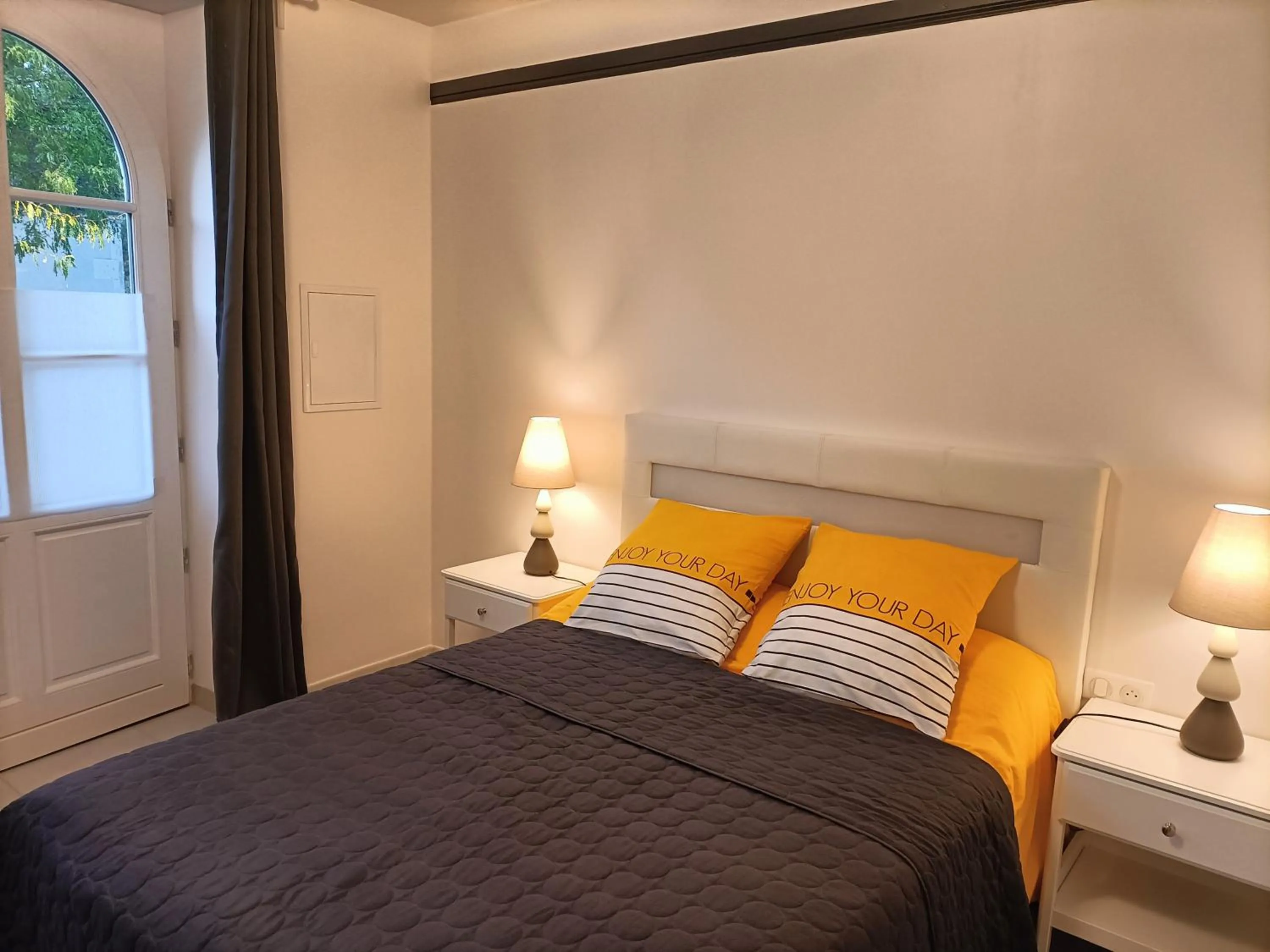 Bed in VILLA ESPERANZA Chambre 2 proche Zoo de Beauval et Châteaux de La Loire