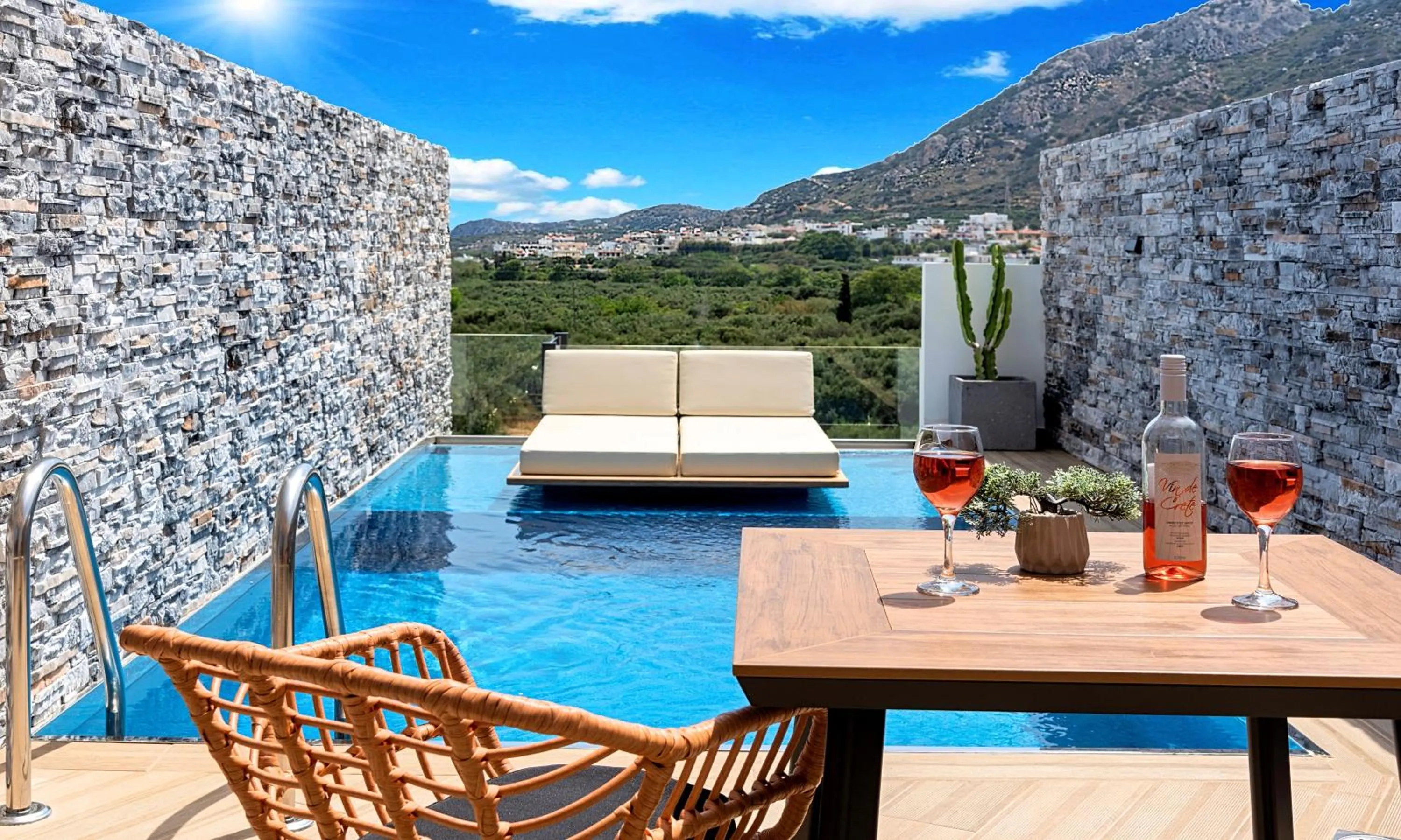 Patio in Aelia Suites