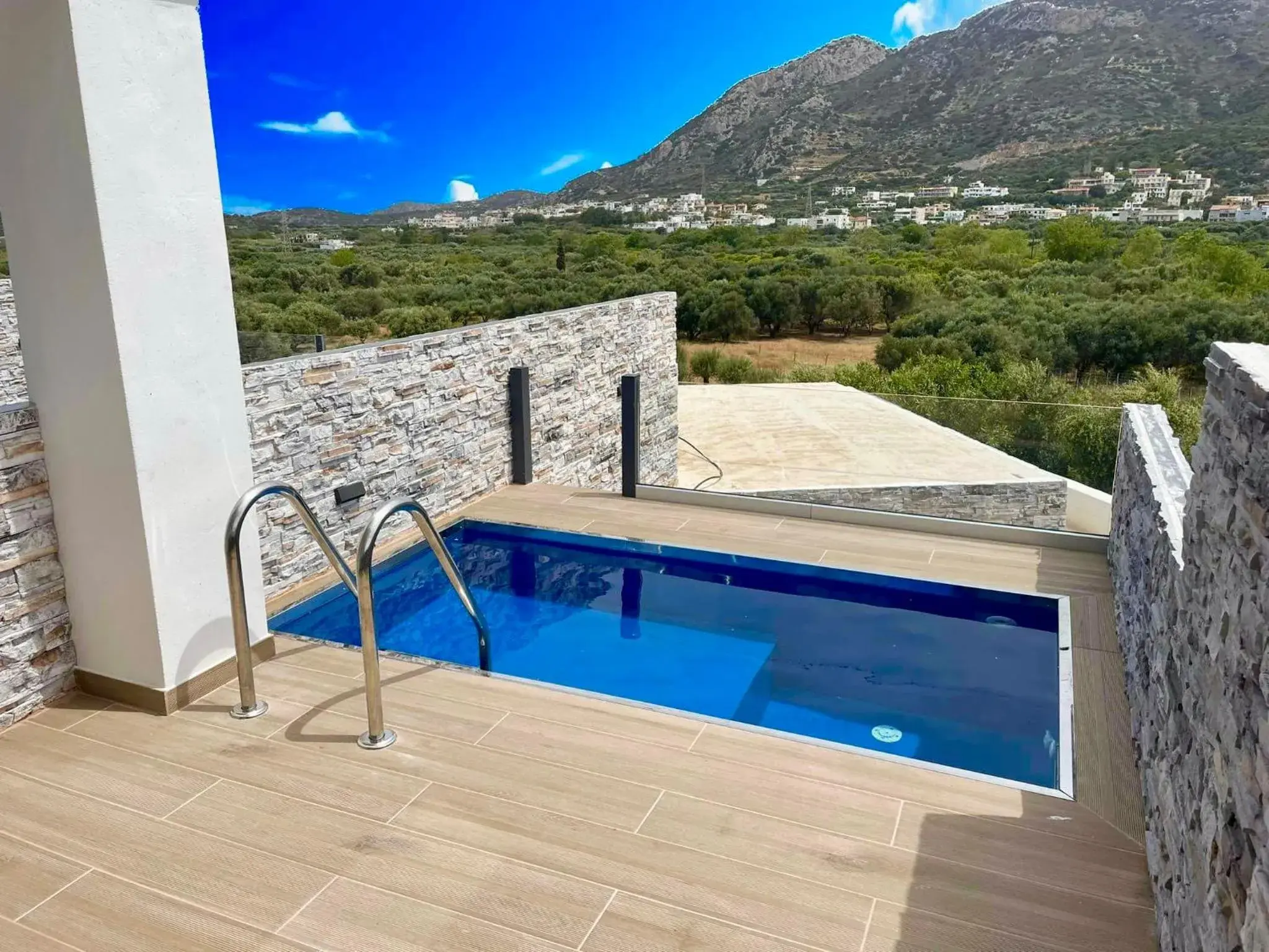 Apartment - Split Level with Private Pool in Aelia Suites Apartment - Split Level with Private Pool in Aelia Suites