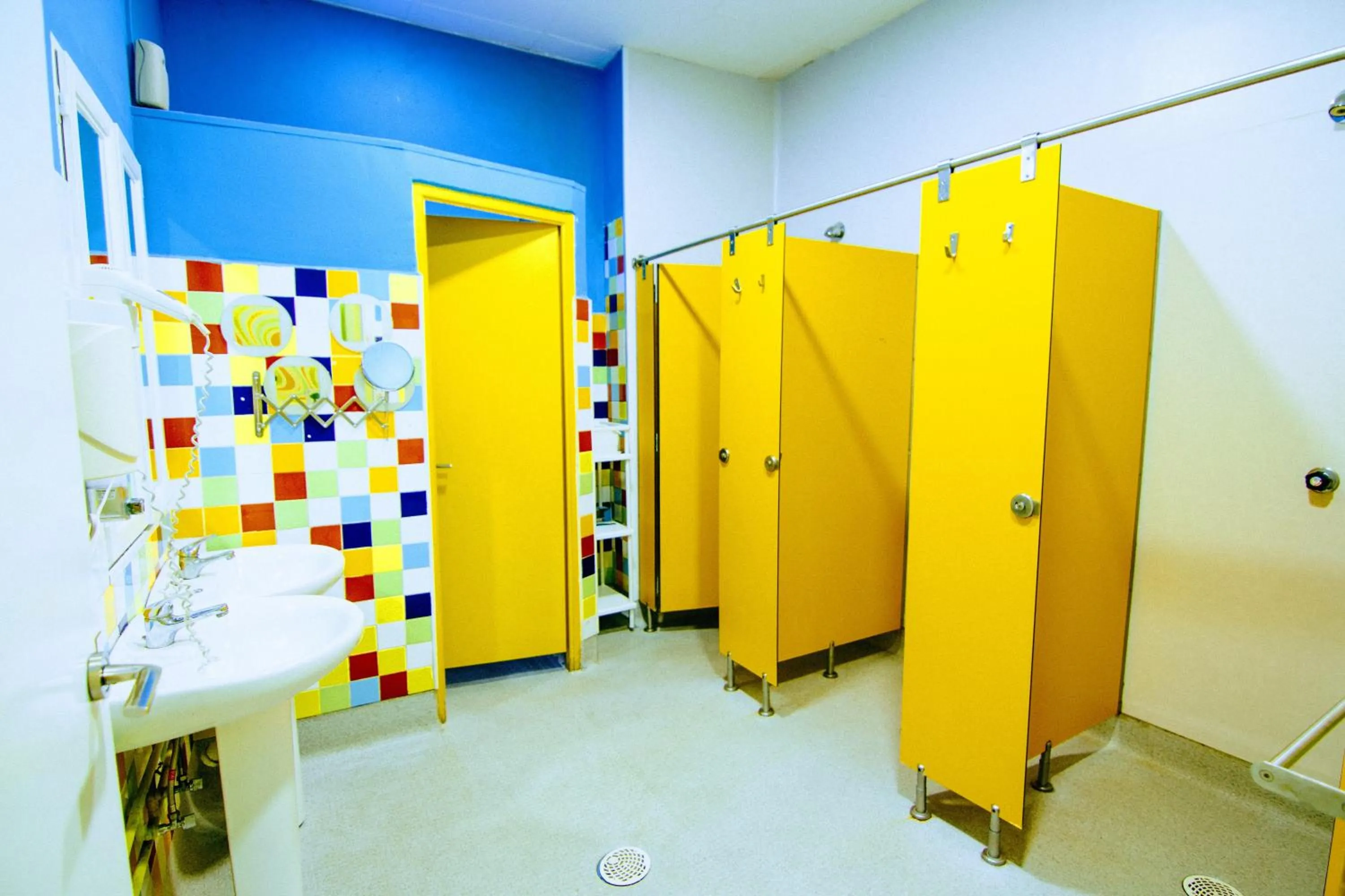 Bathroom in Red Nest Hostel