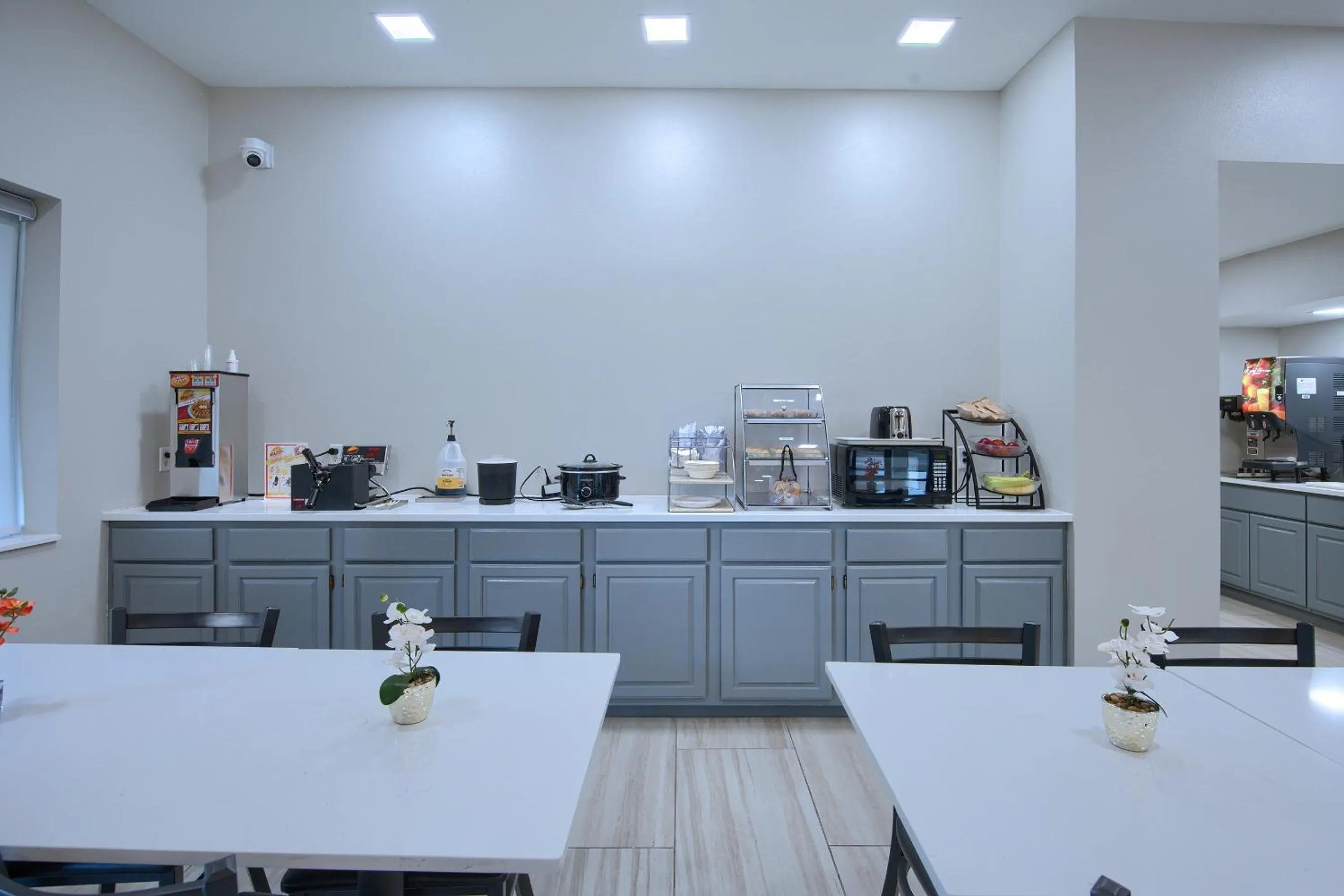 Breakfast in Hot Springs Village Inn