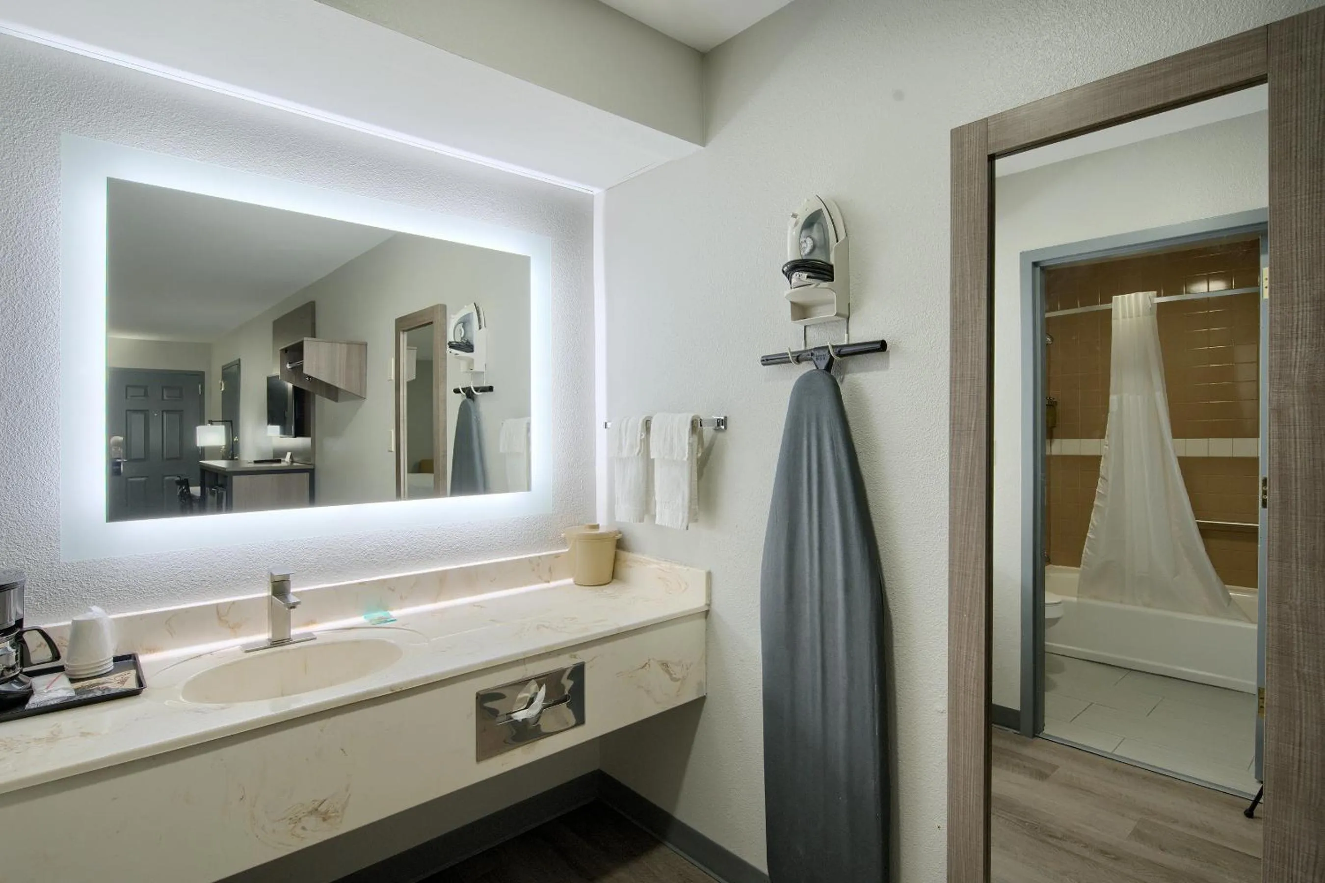 Bathroom in Hot Springs Village Inn