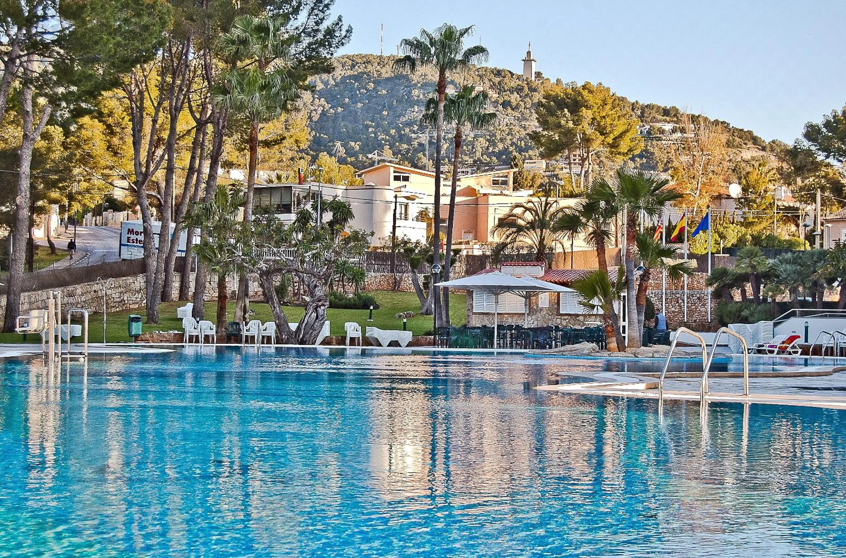 Swimming pool in BQ Belvedere Hotel