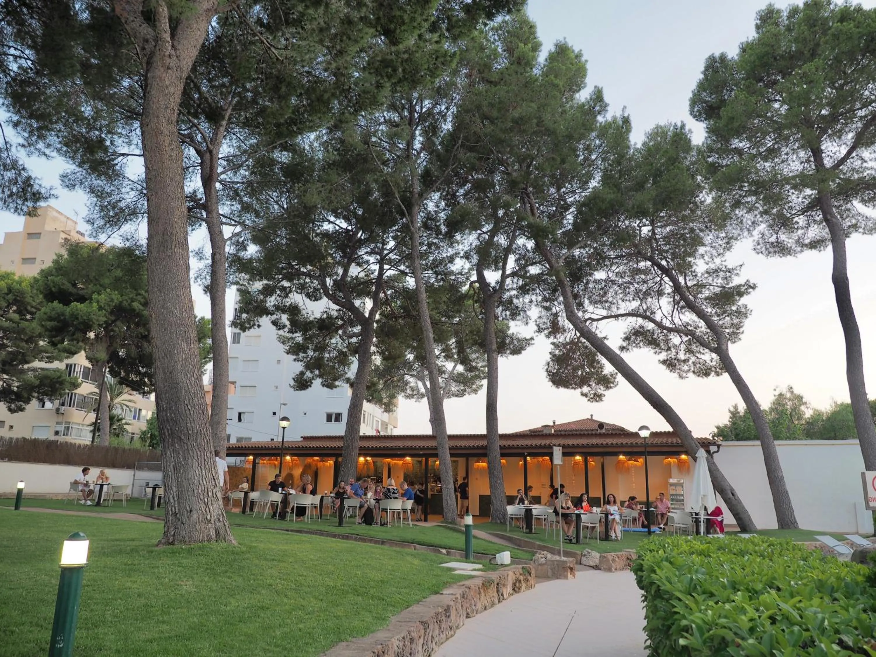 Garden in BQ Belvedere Hotel