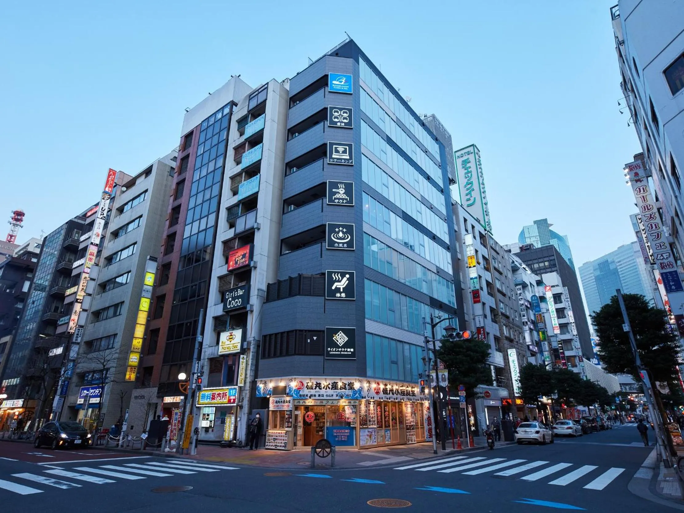 Property building in Rembrandt Cabin & Spa Shimbashi - Caters to Men