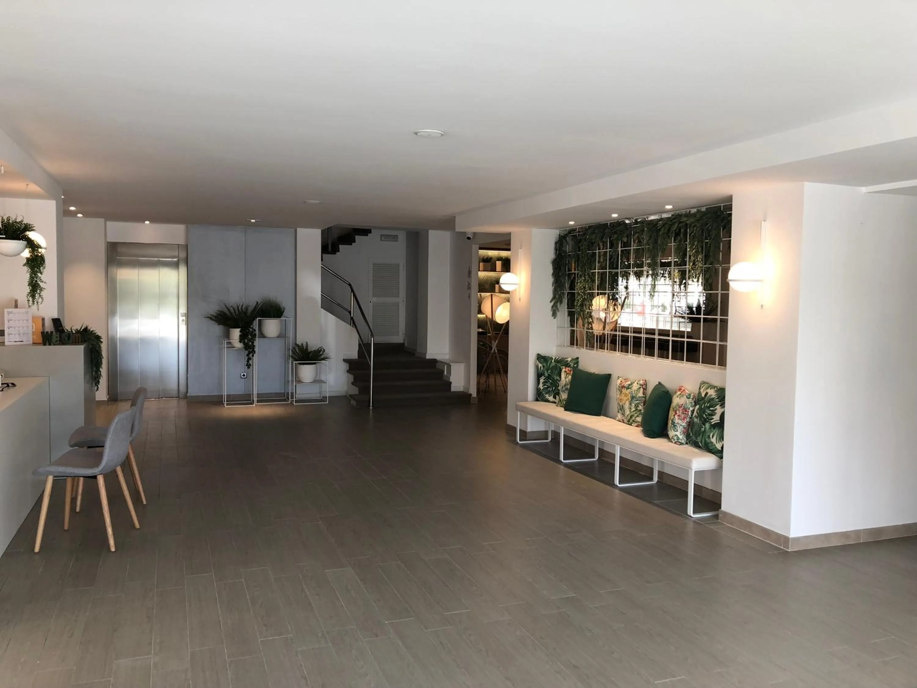 Lobby or reception in BQ Paguera Boutique Hotel - Adults Only