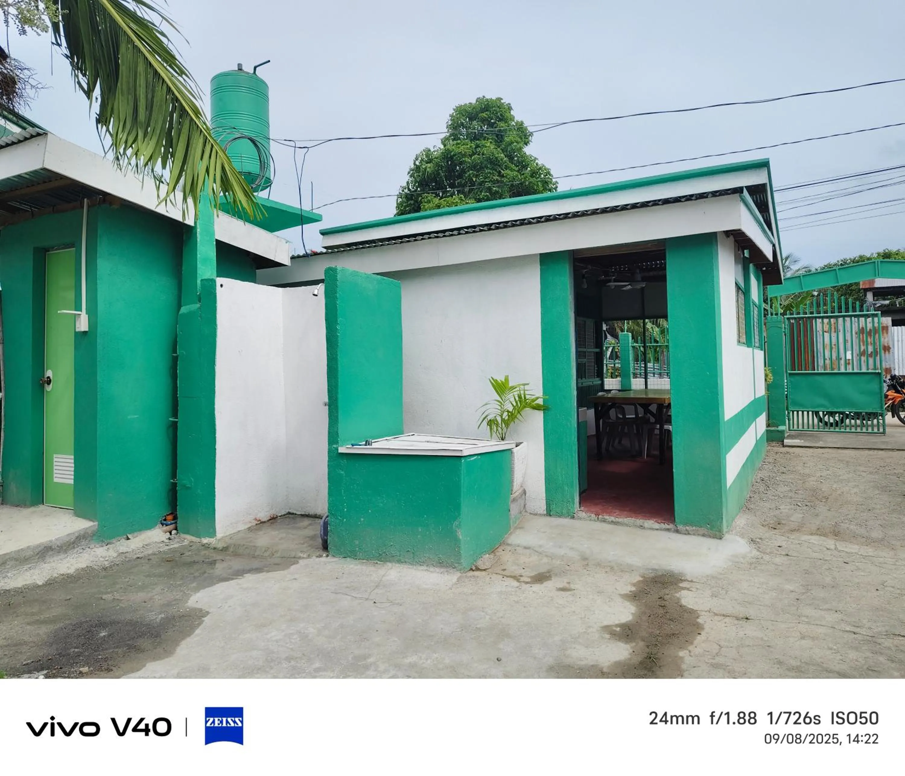 Property building in Marilou Guesthouse