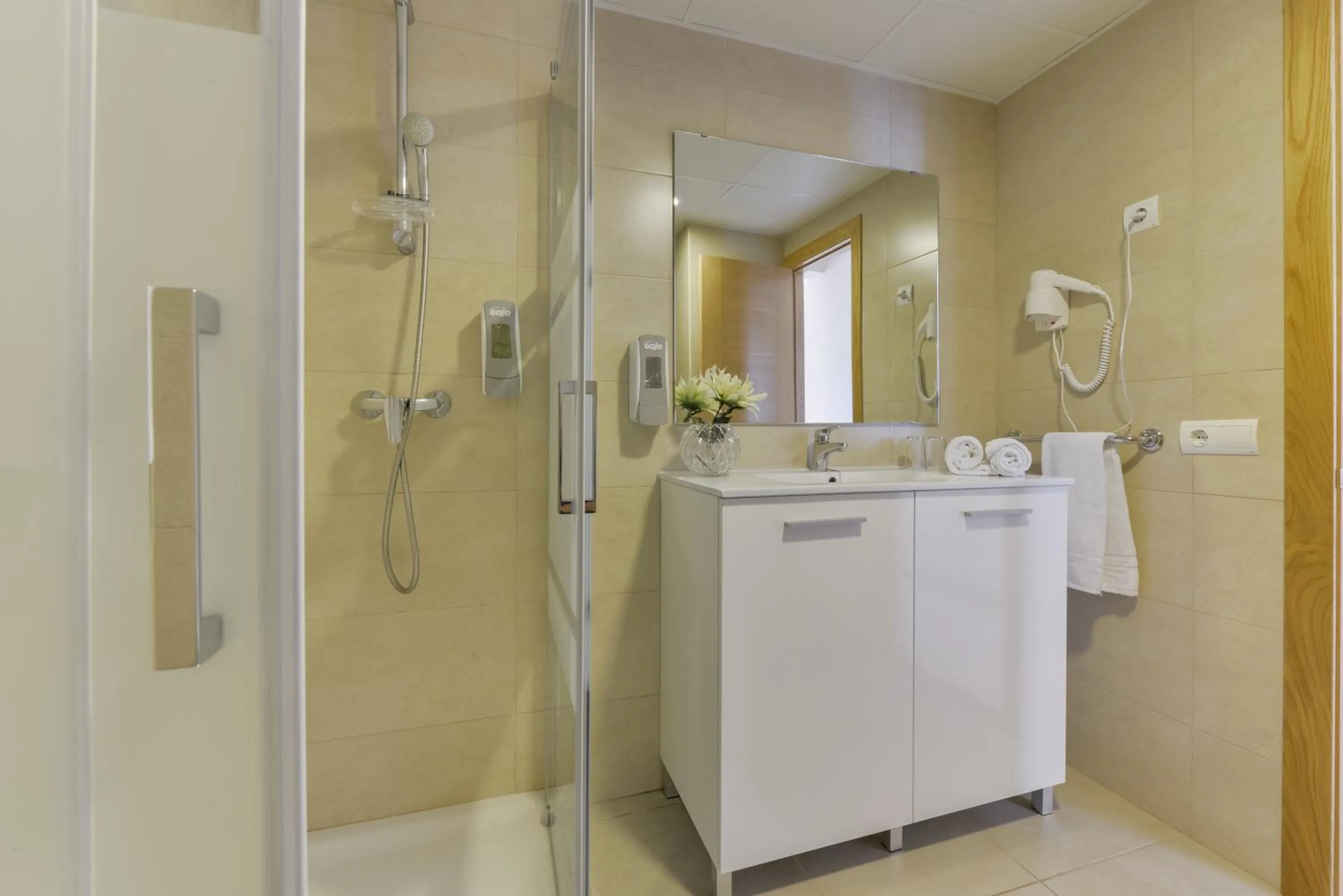 Shower in Hotel Amazonas