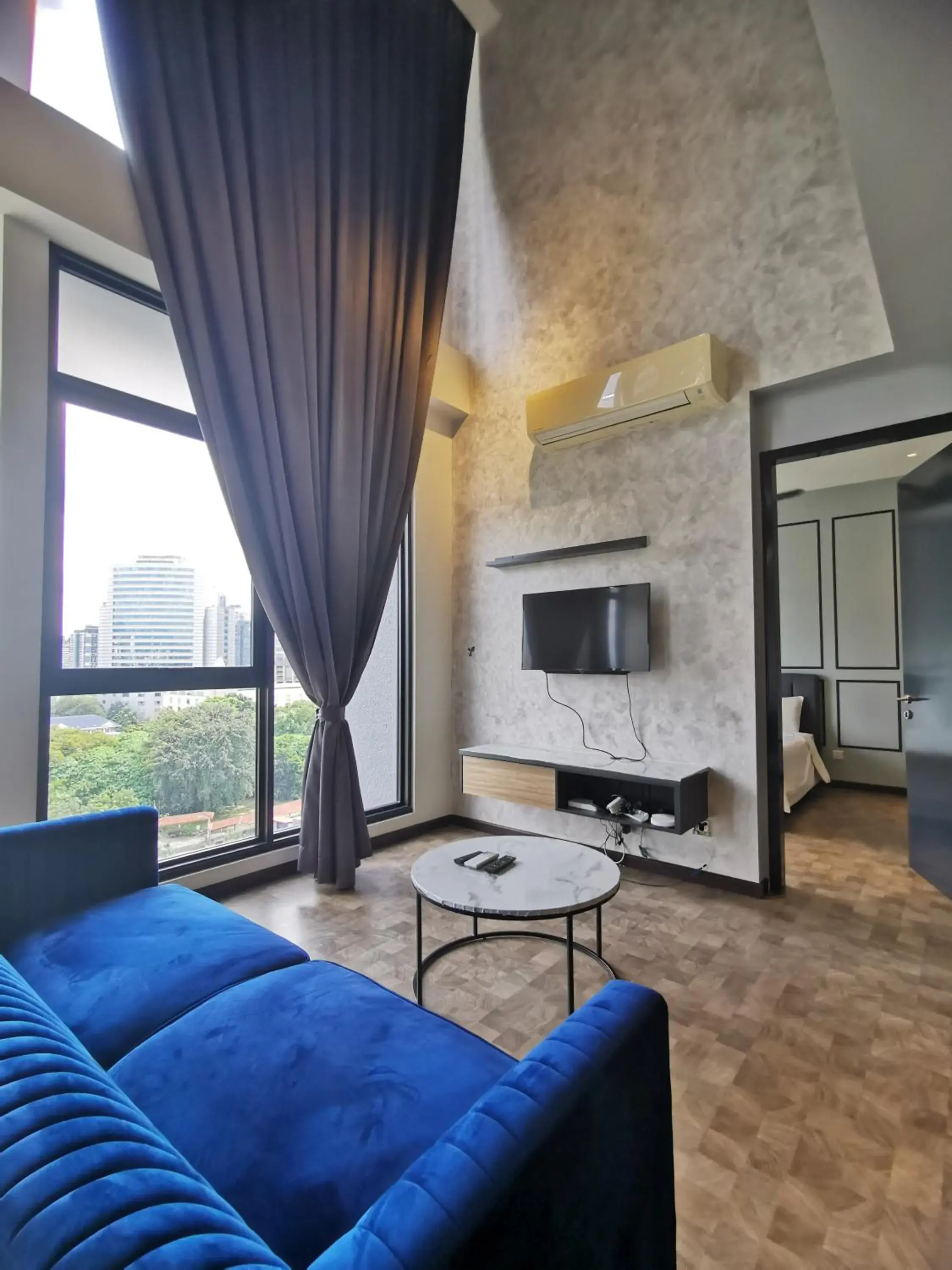 Duplex Suite in Expressionz Professional Suites by AURORA SUMMER SUITES Duplex Suite in Expressionz Professional Suites by AURORA SUMMER SUITES