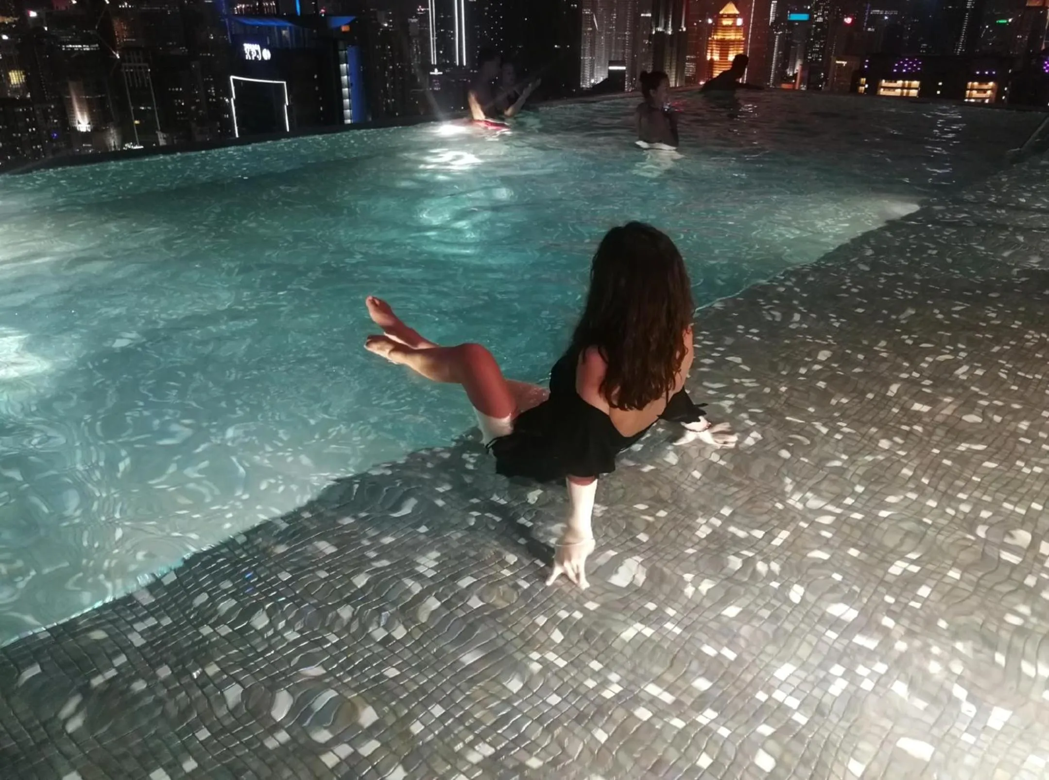 Expressionz Professional Suites by AURORA SUMMER SUITES