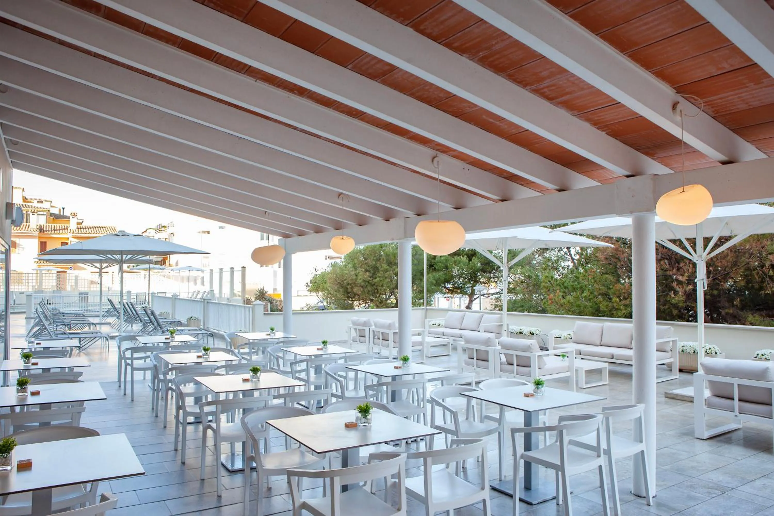 Lounge or bar in BQ Apolo Hotel