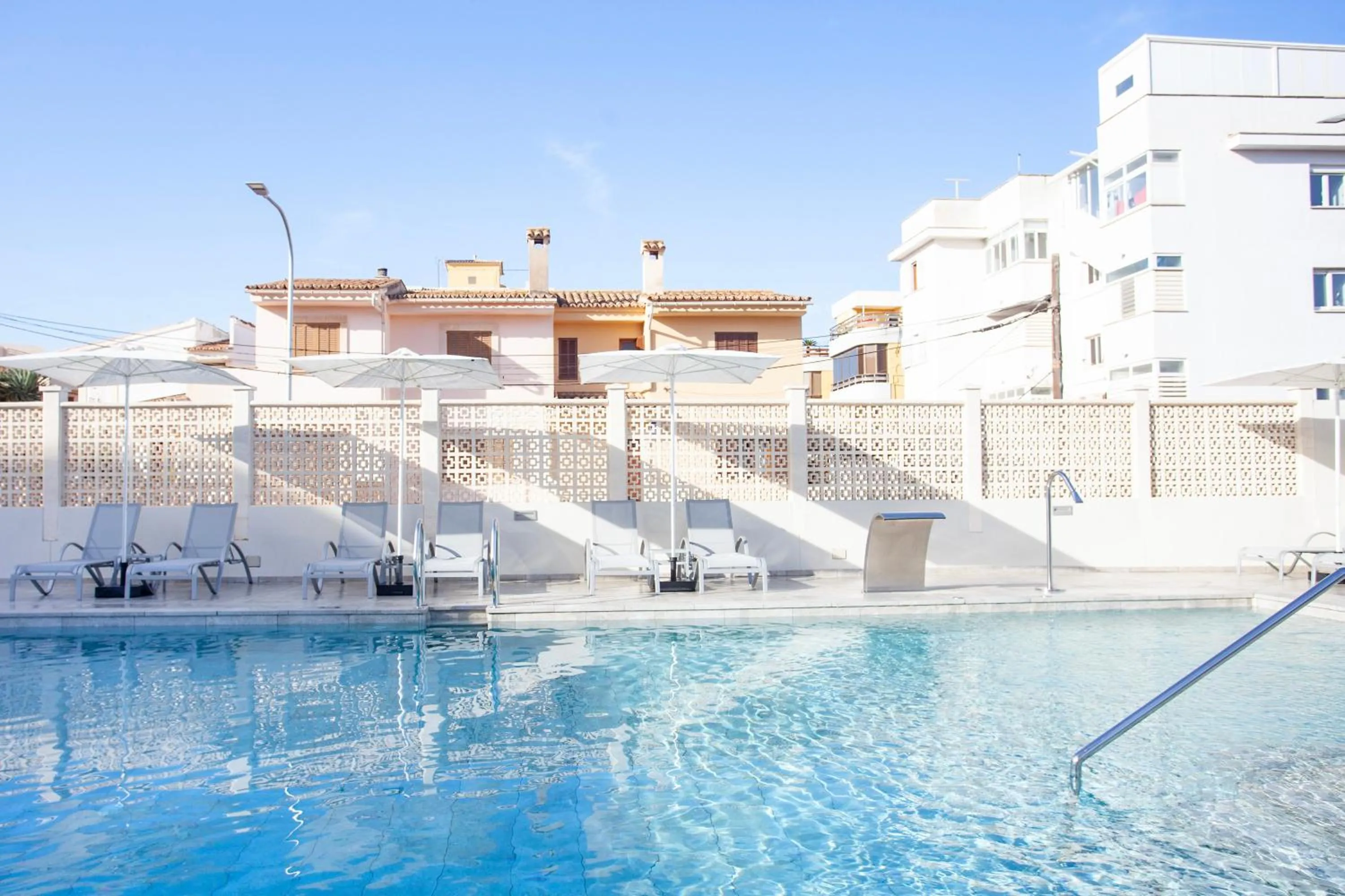Swimming pool in BQ Apolo Hotel