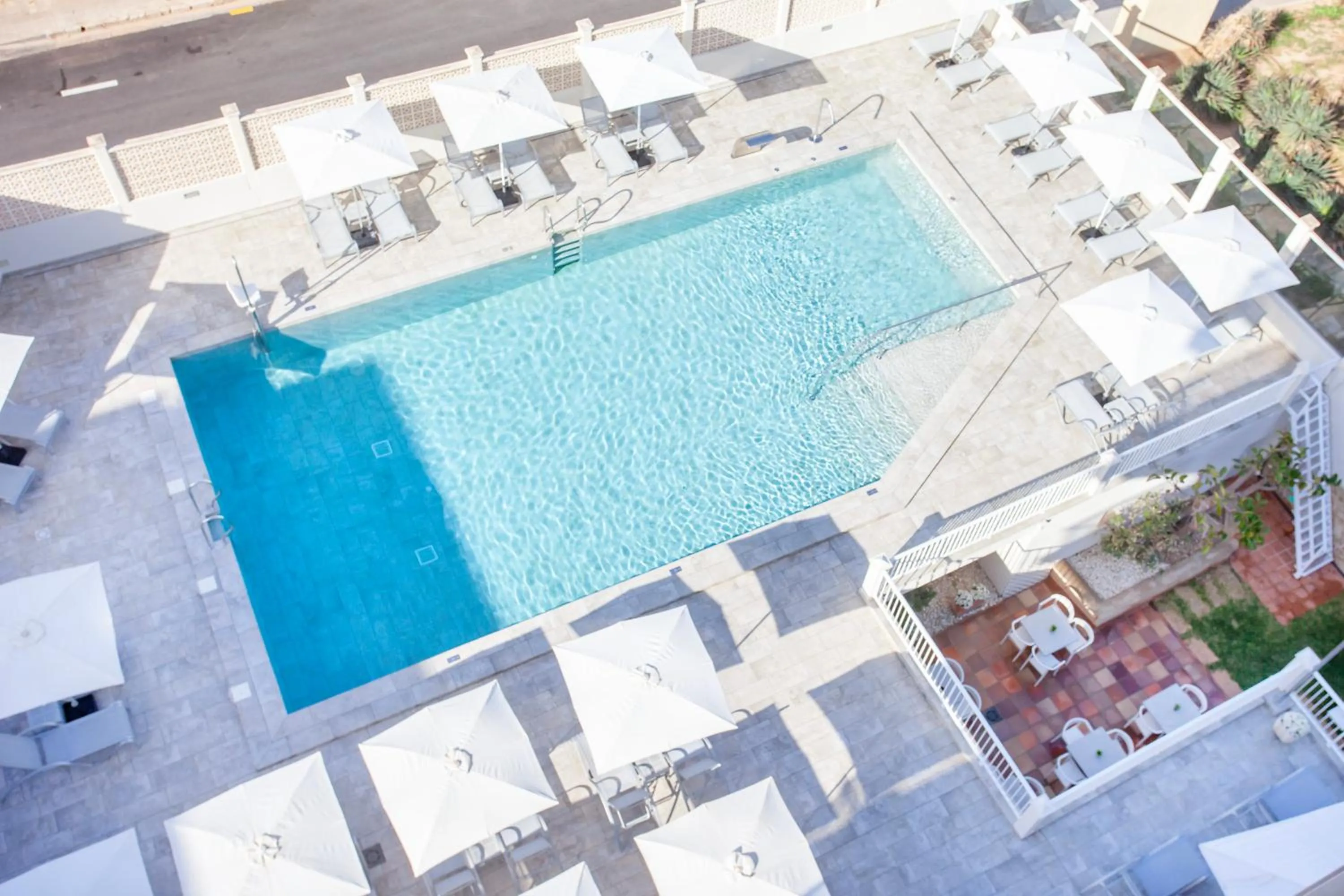 Swimming pool in BQ Apolo Hotel