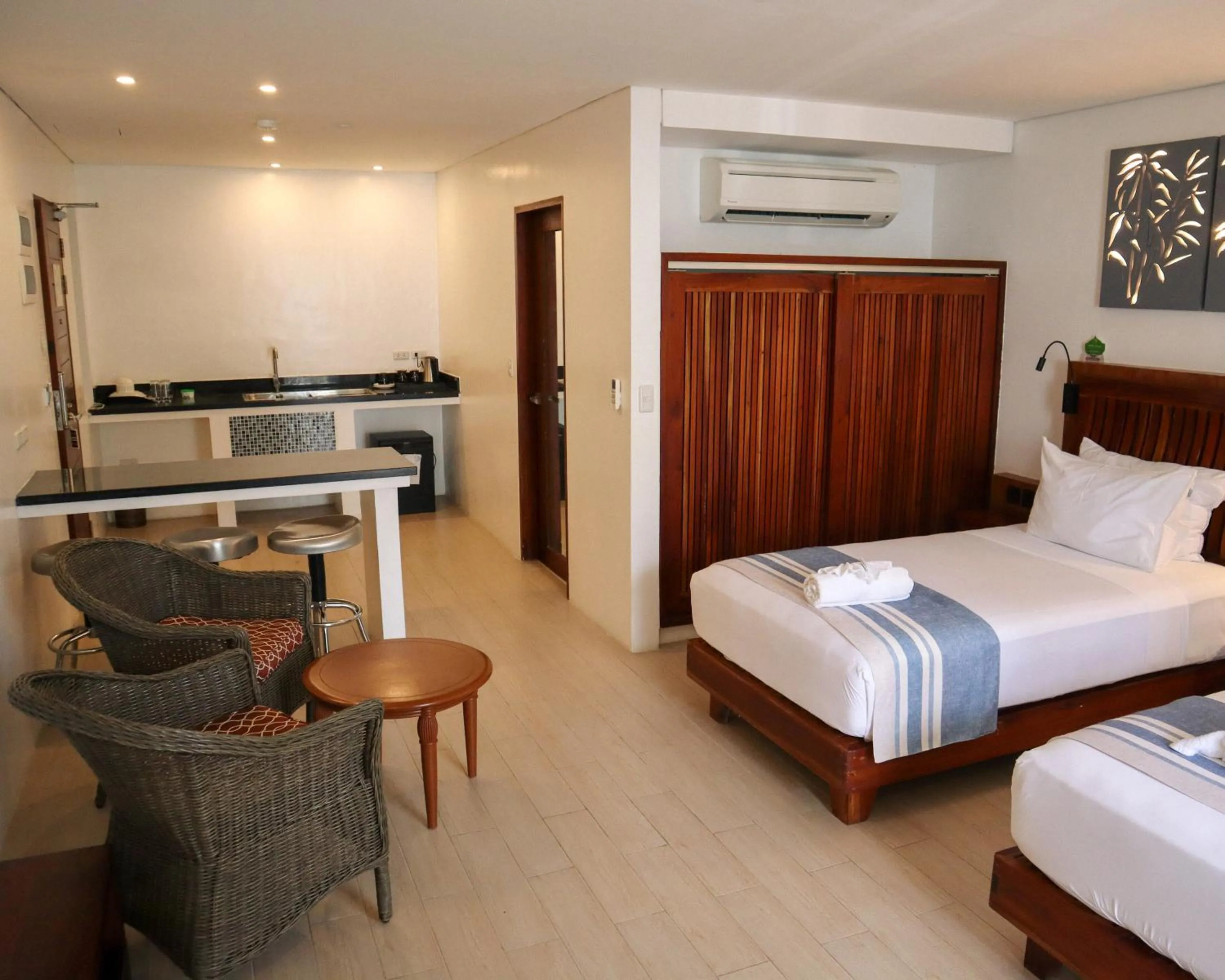 Bedroom, Bed in Aira Boracay Hotel