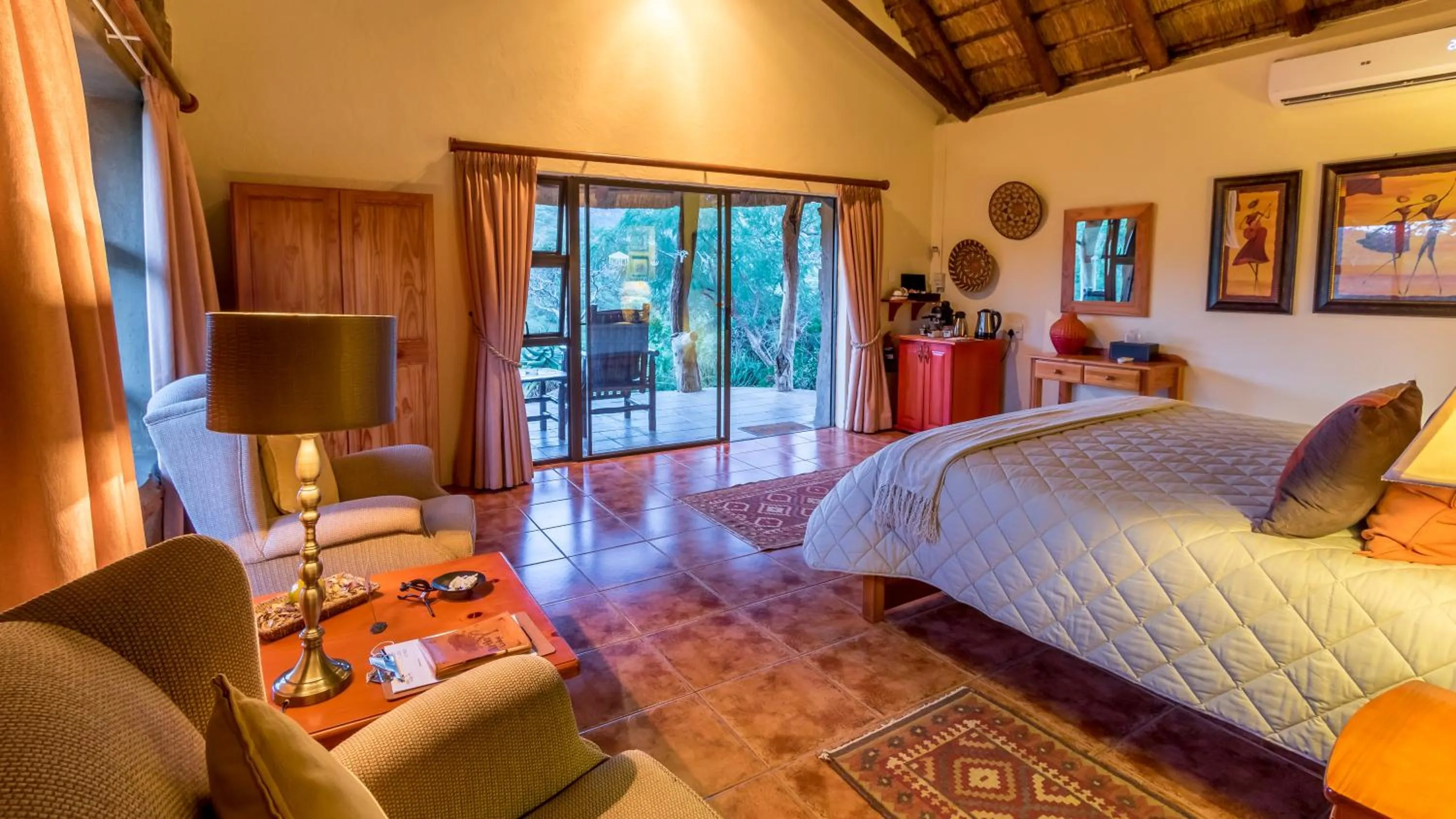 Bed in Iketla Lodge