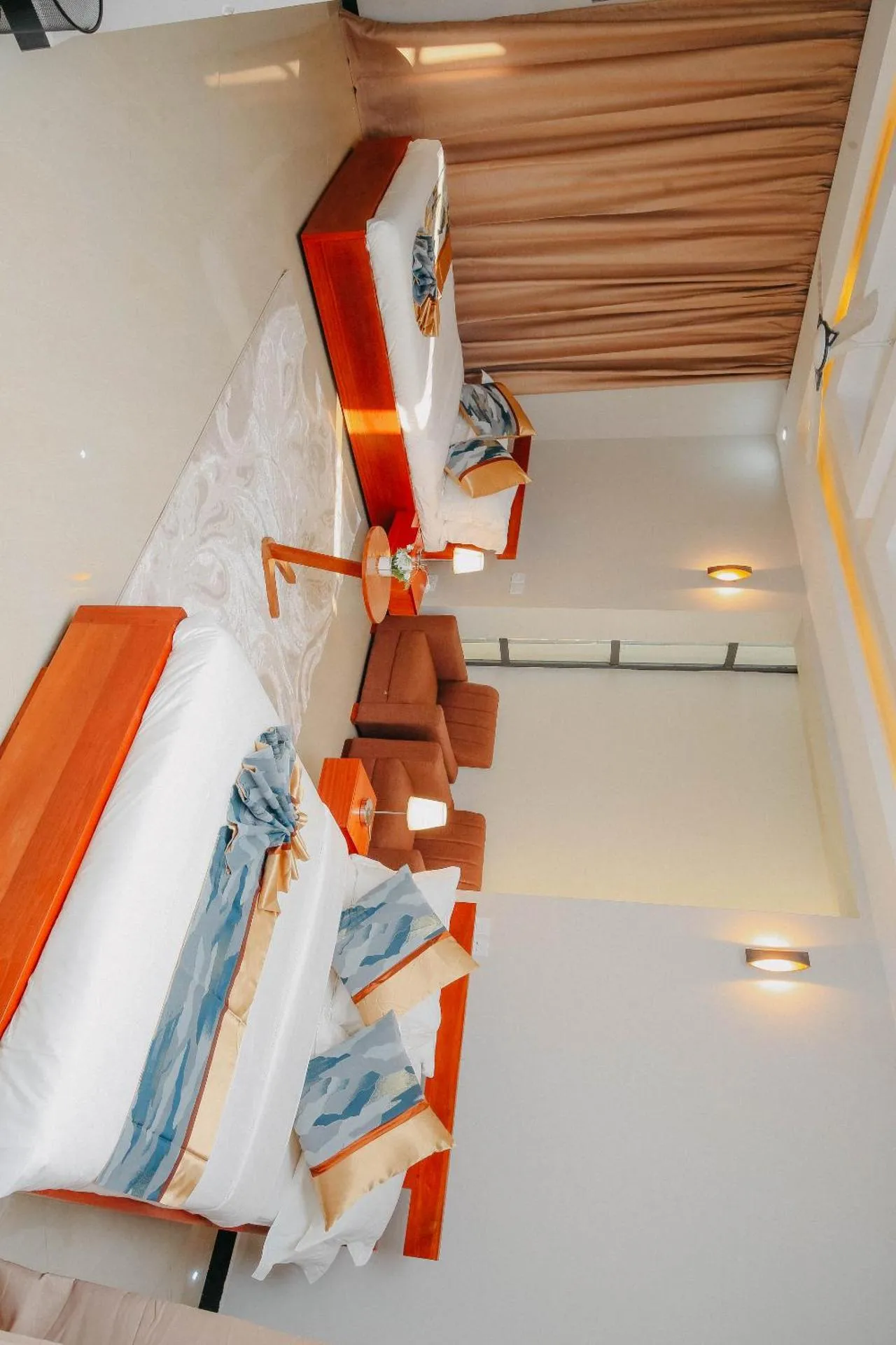 Photo of the whole room in Inoga Luxury Hotel