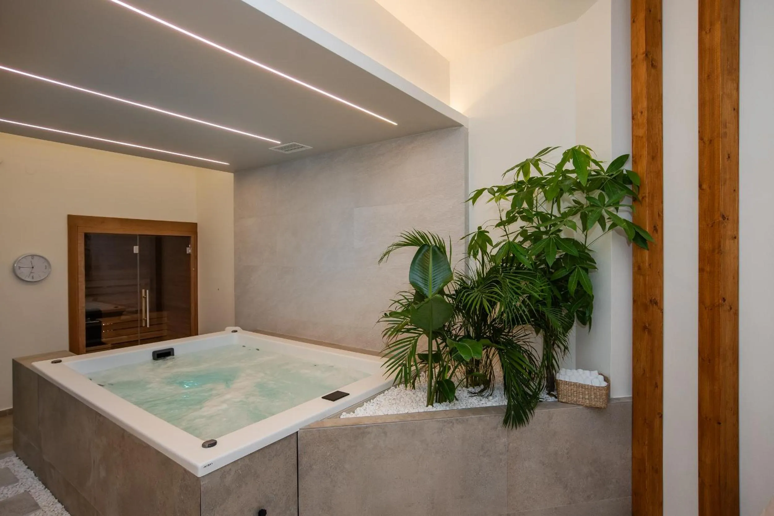 Spa and wellness centre/facilities in White Corner