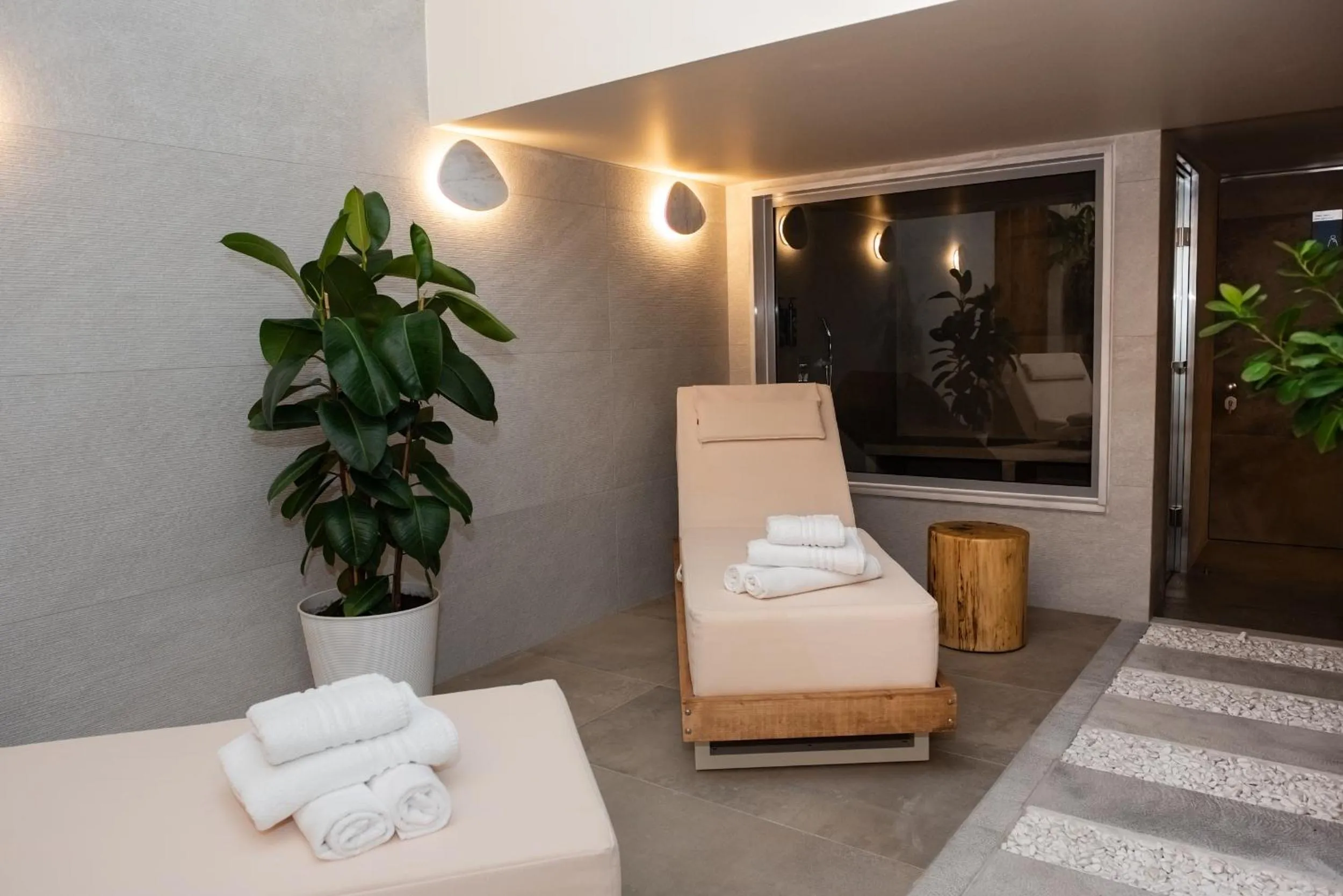 Spa and wellness centre/facilities in White Corner