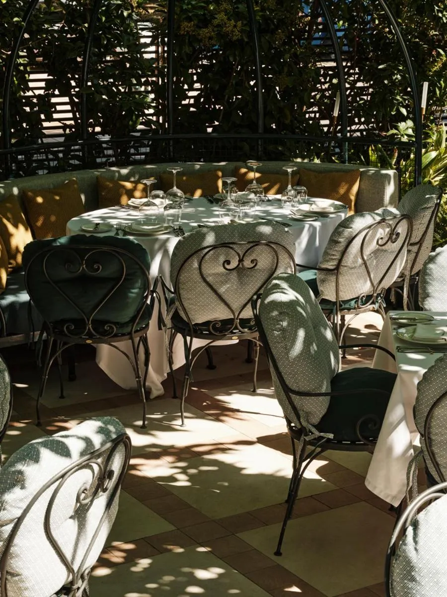 Restaurant/places to eat in The Twentyone