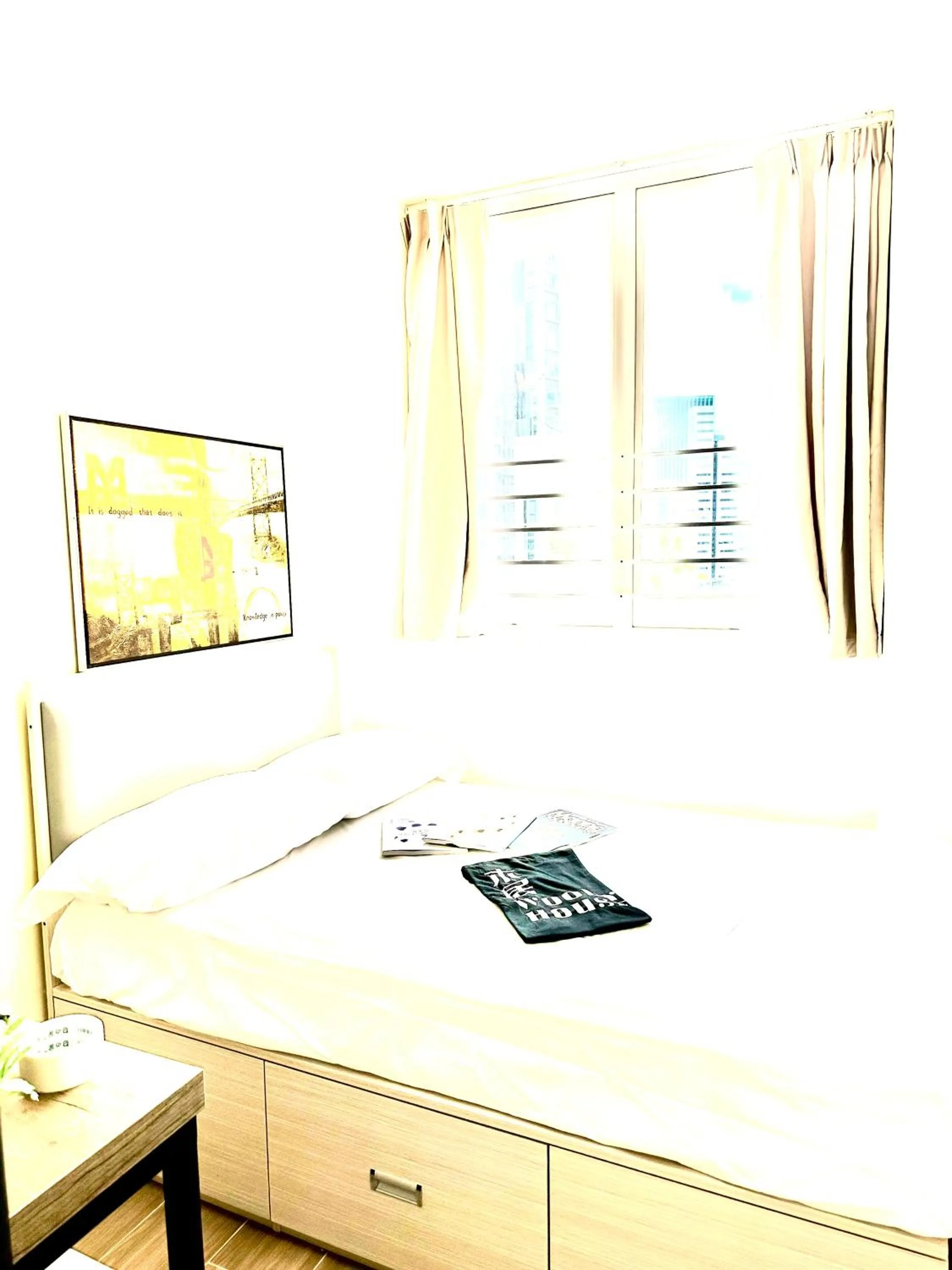 Bed in 木居 Woody House