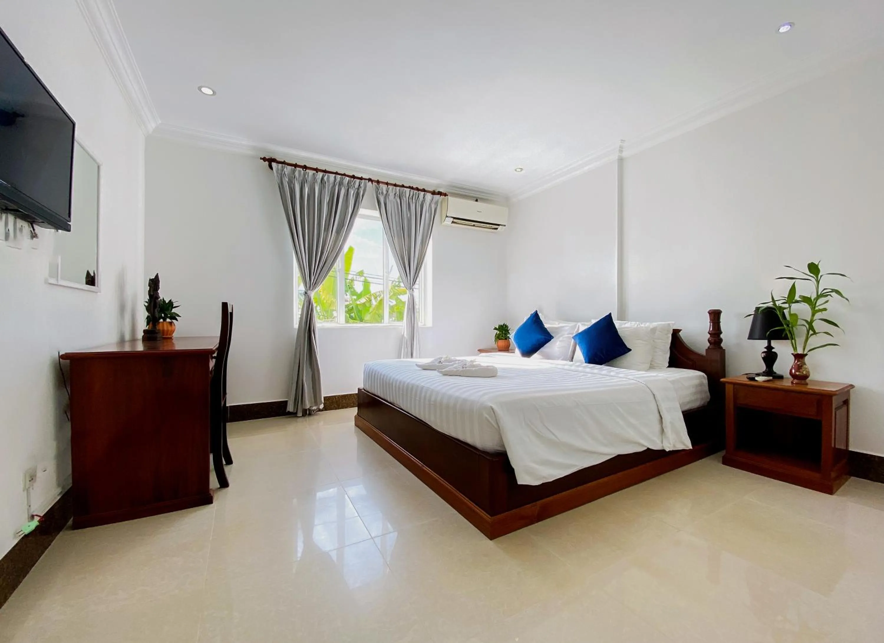 Bed in The Blanc Residence