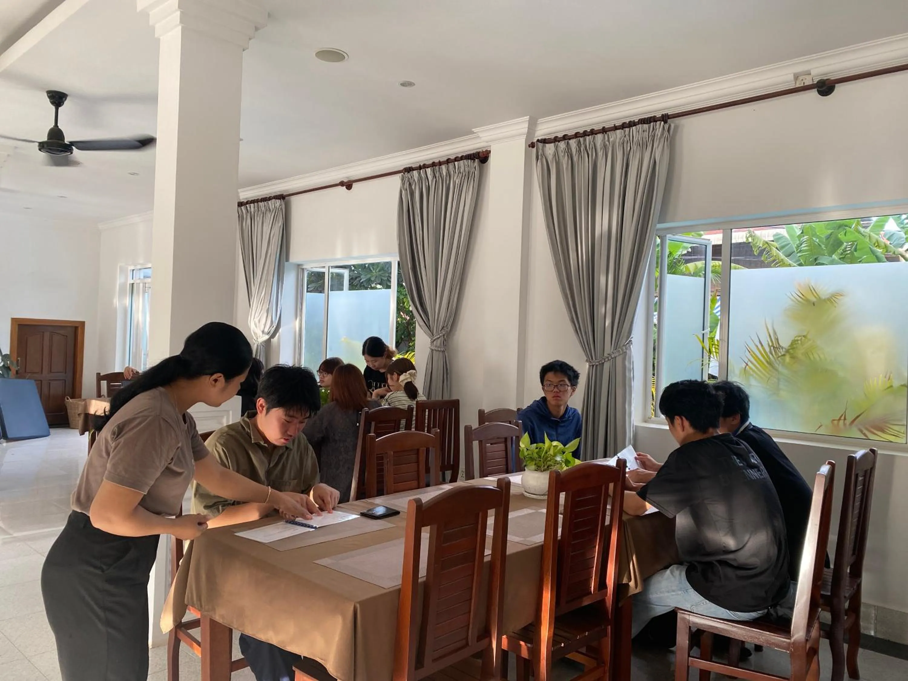 Restaurant/places to eat in The Blanc Residence