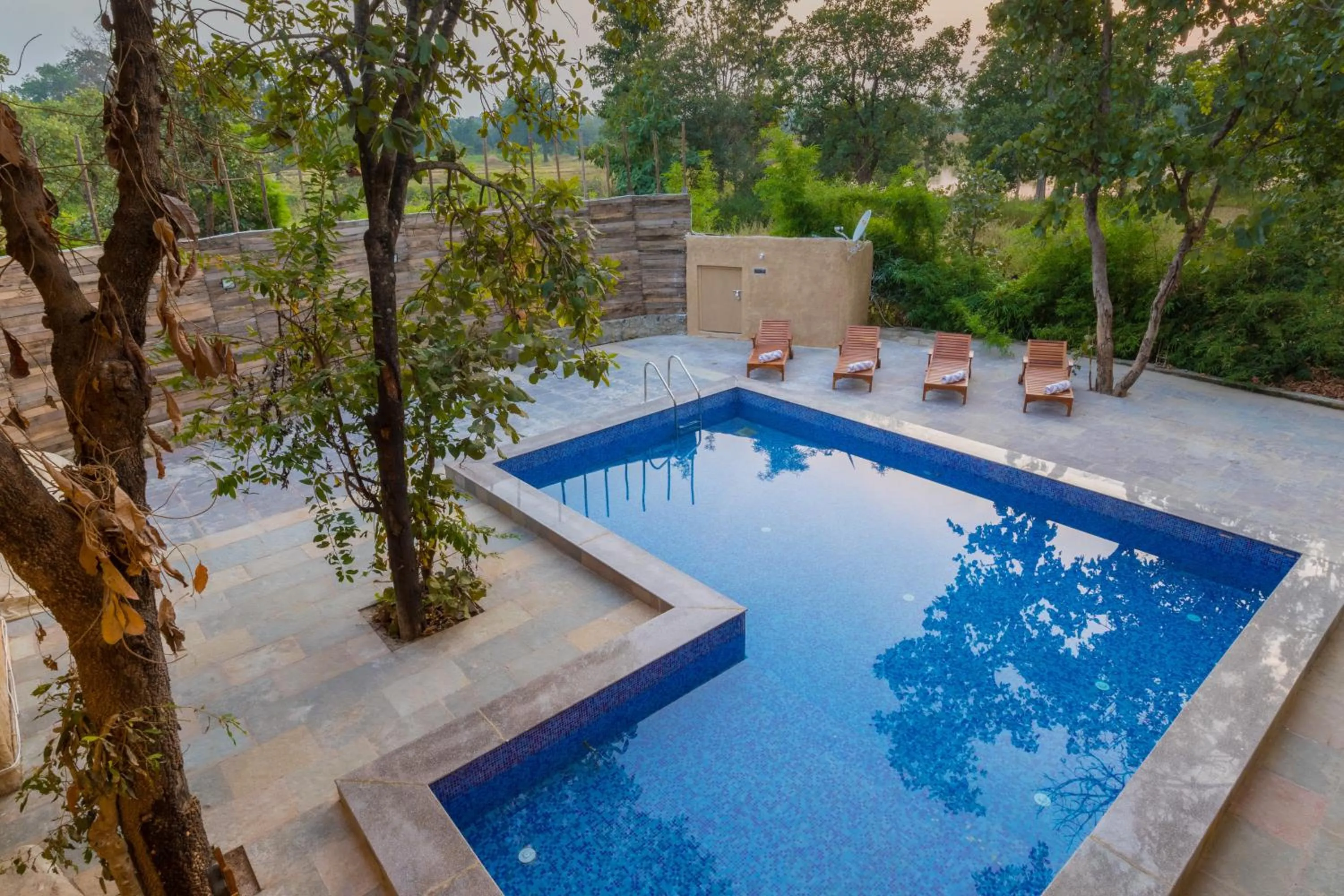 Swimming pool in Sterling Padam Pench