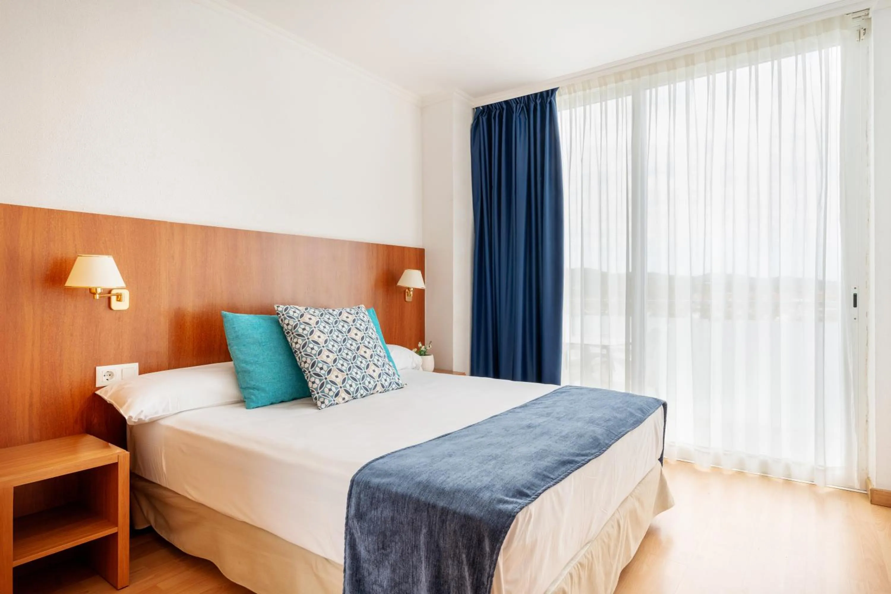 Bed in Aparthotel Ona Palamós