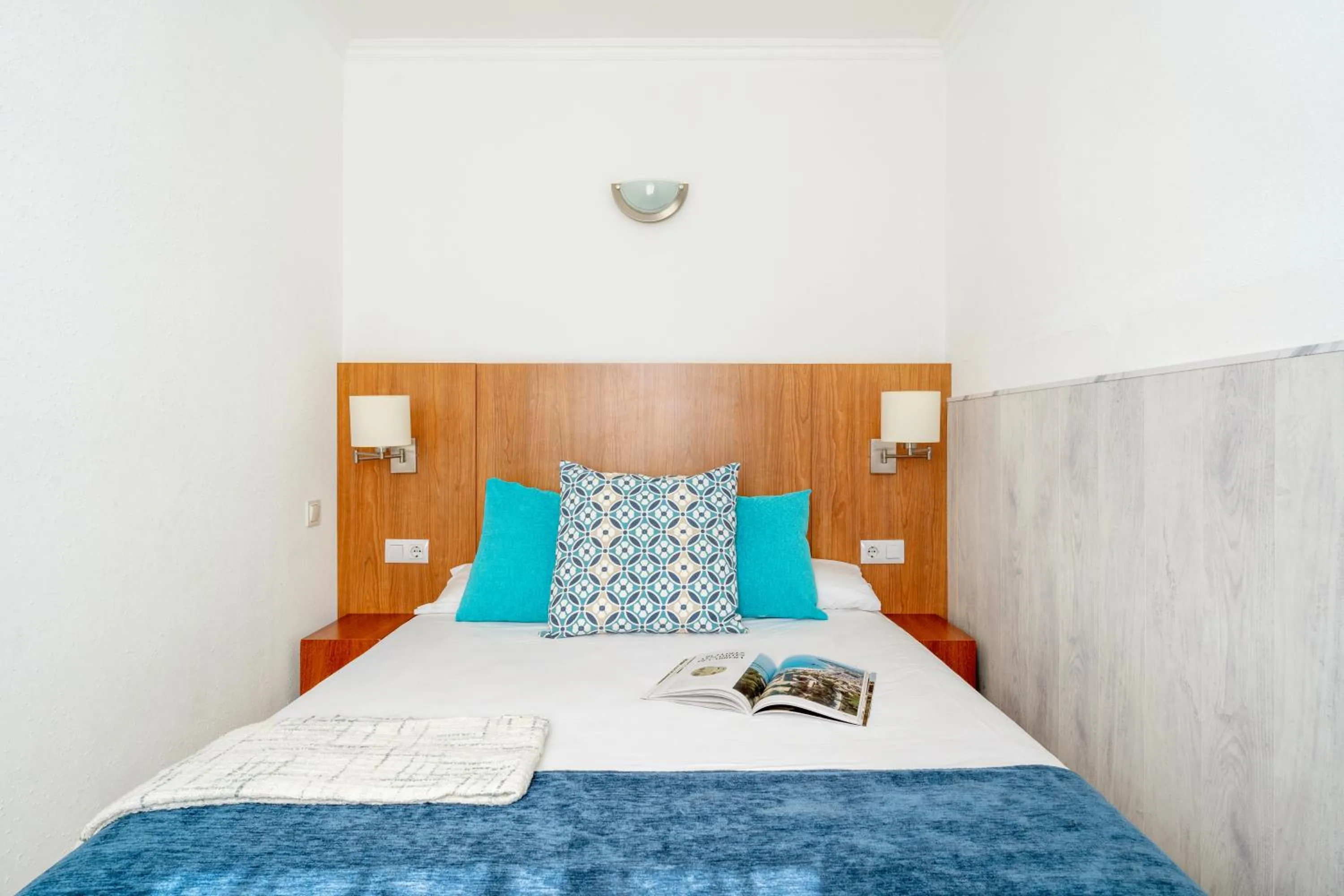 Bed in Aparthotel Ona Palamós